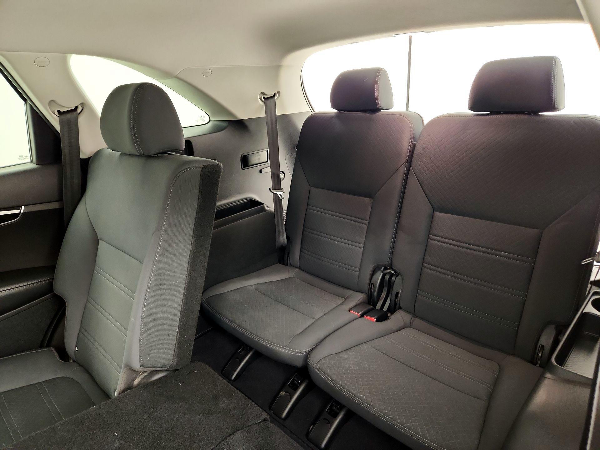 Thumbnail: 2019 Kia Sorento - 20