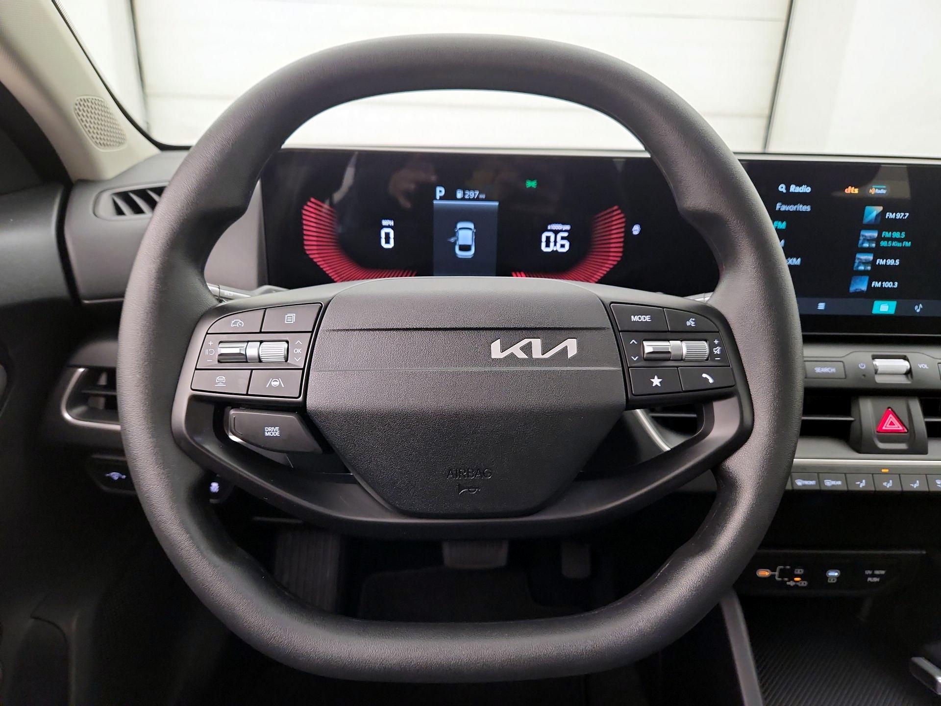 Thumbnail: 2025 Kia K4 - 10