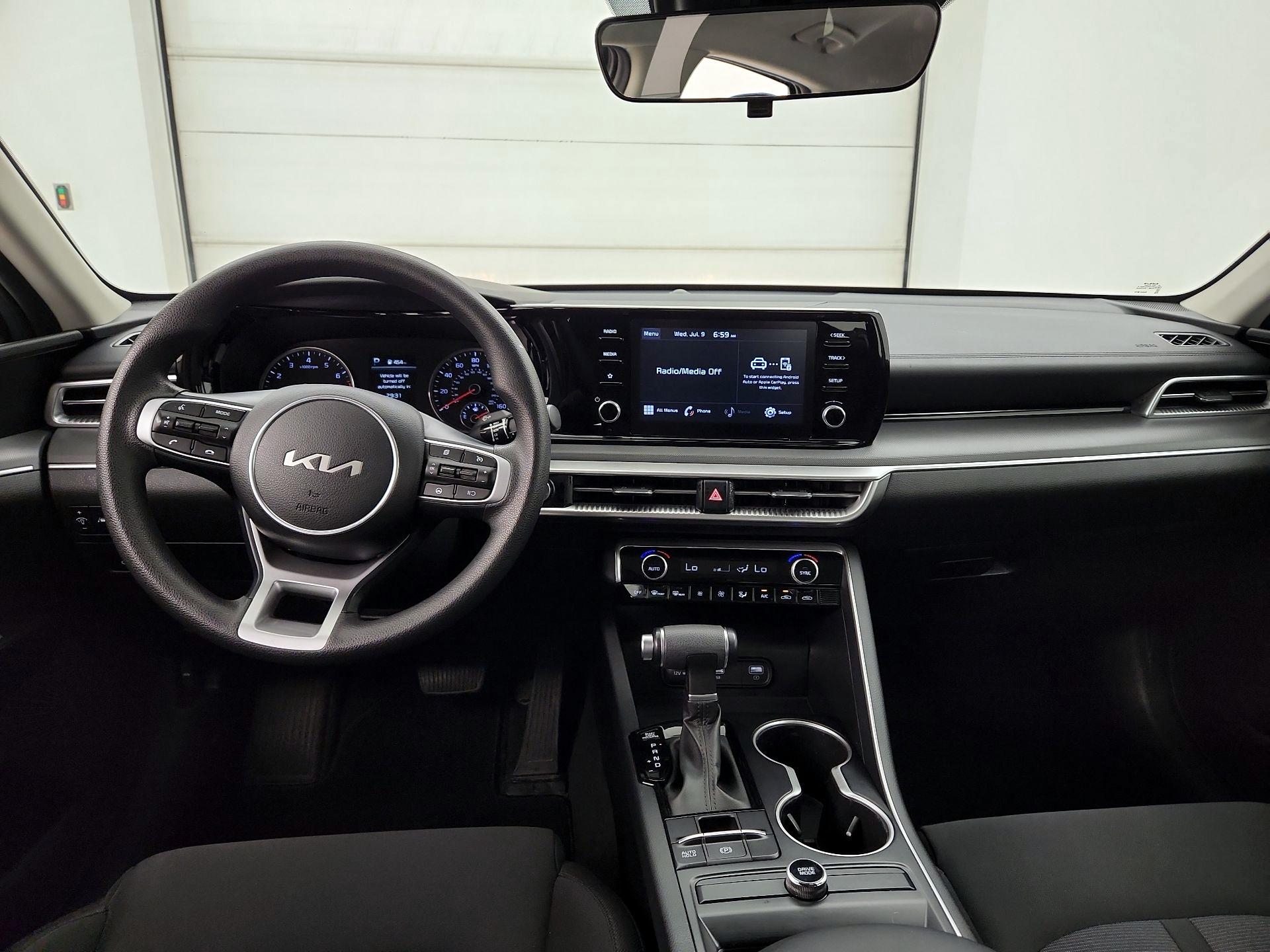 Thumbnail: 2023 Kia K5 - 9