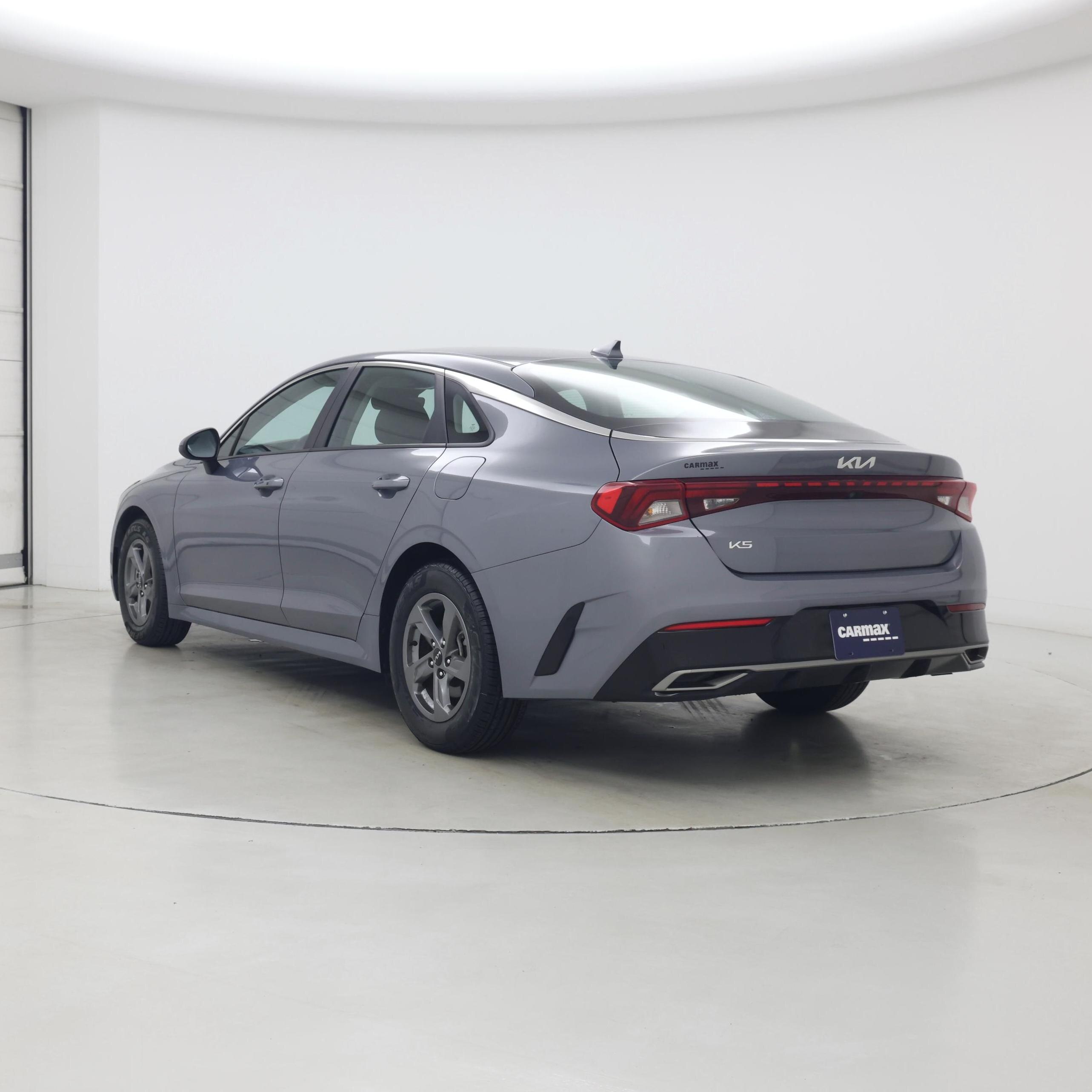 Thumbnail: 2023 Kia K5 - 2