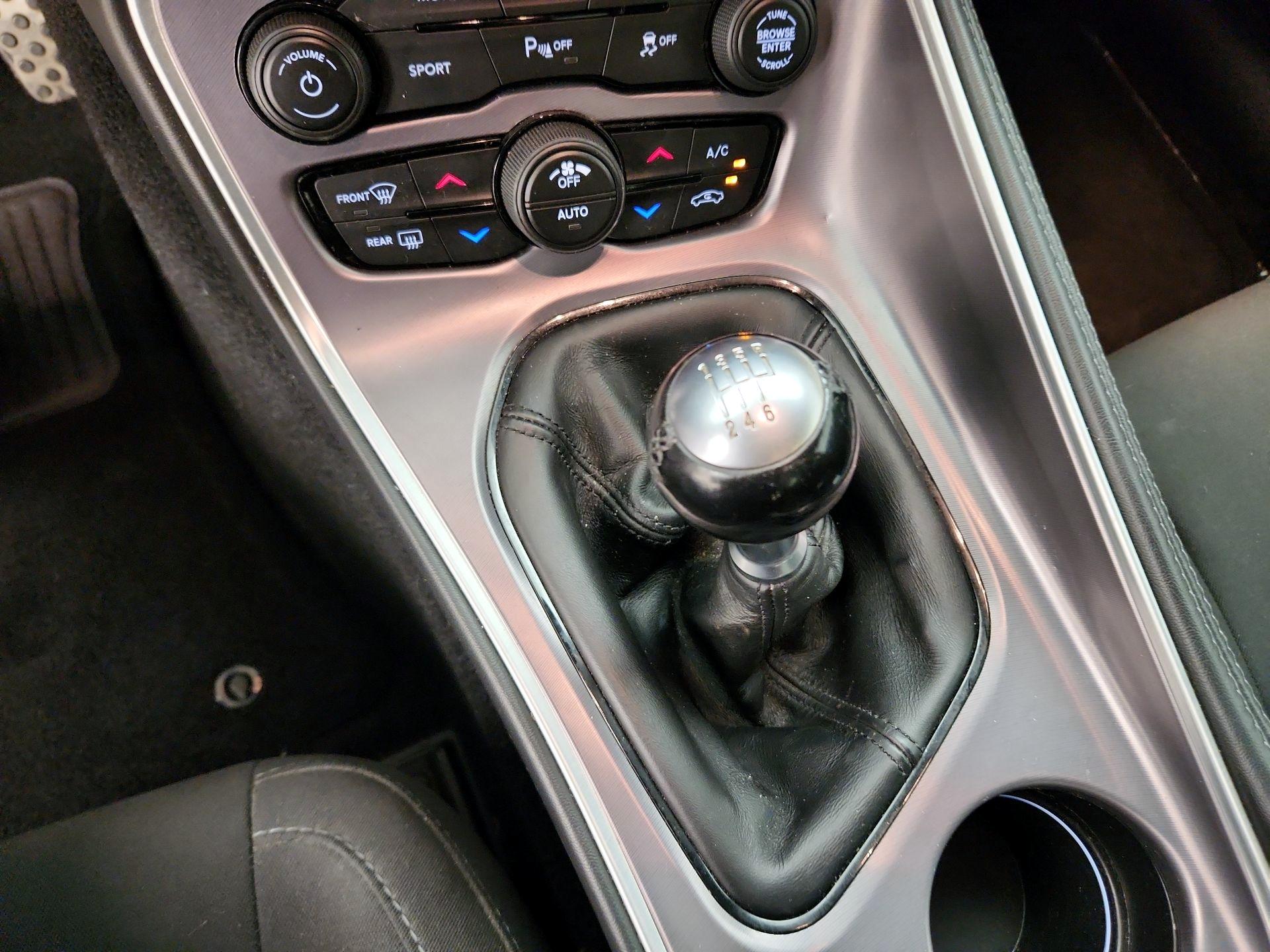 Thumbnail: 2019 Dodge Challenger - 16