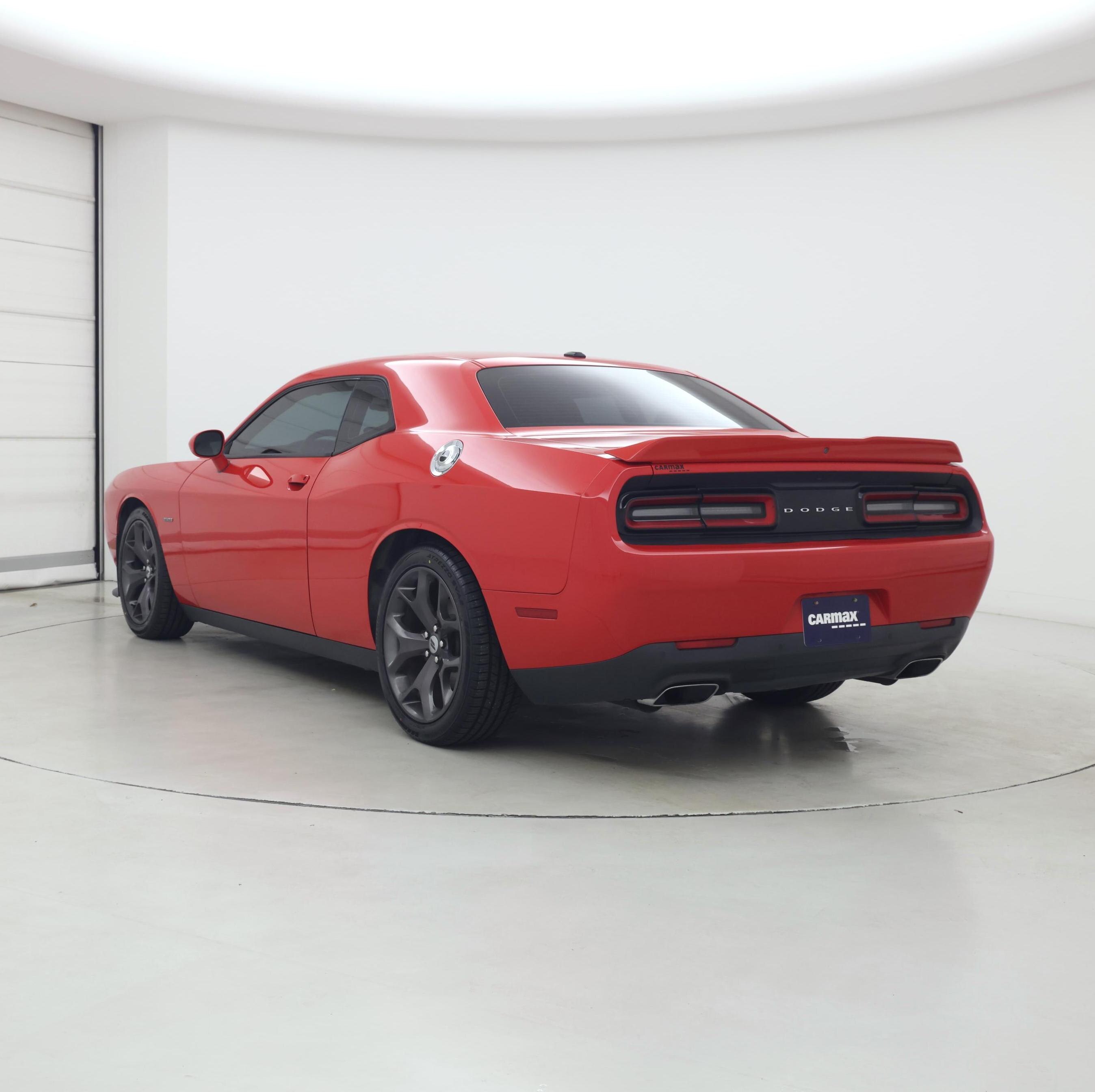 Thumbnail: 2019 Dodge Challenger - 2