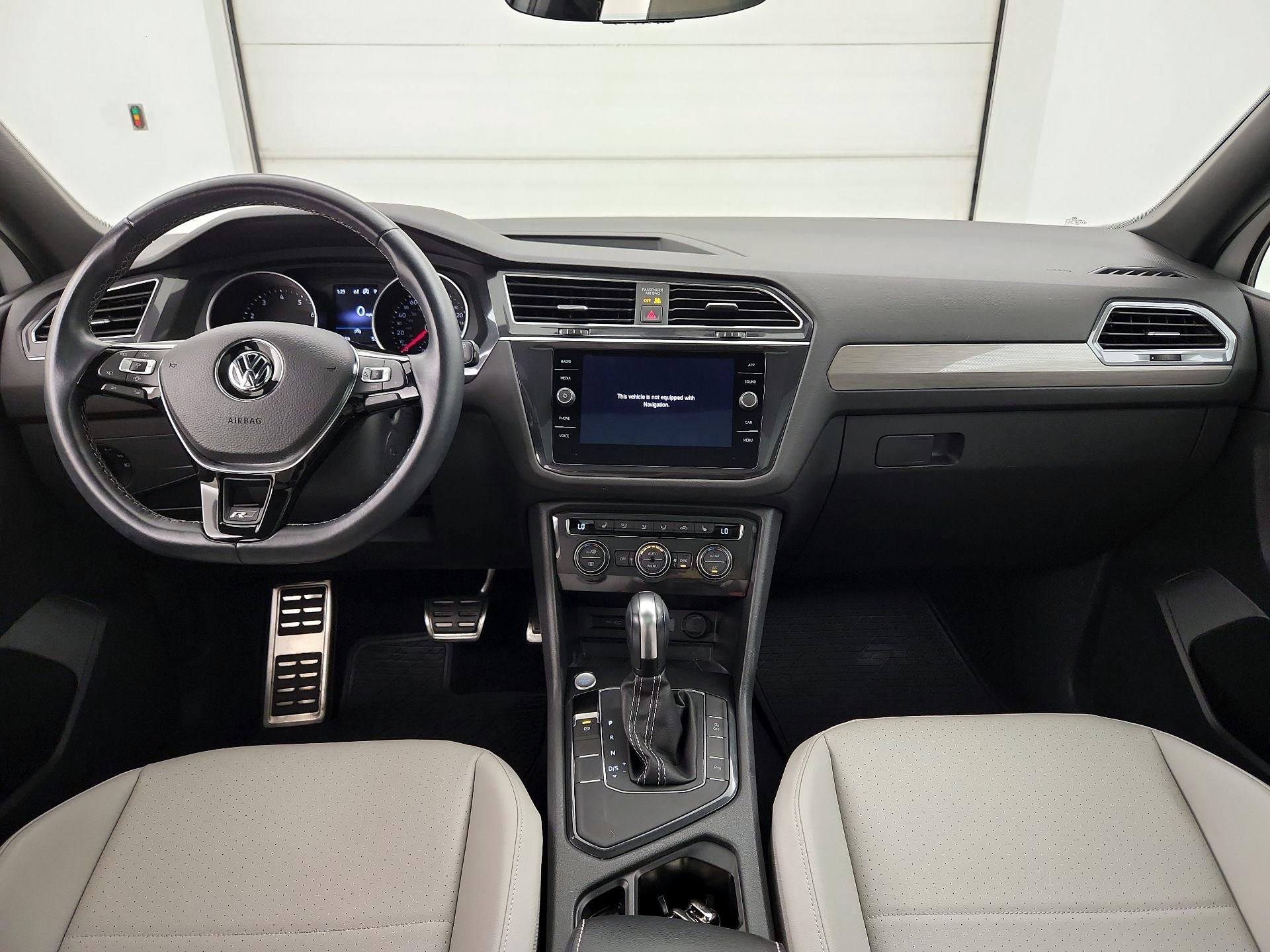 Thumbnail: 2021 Volkswagen Tiguan - 9