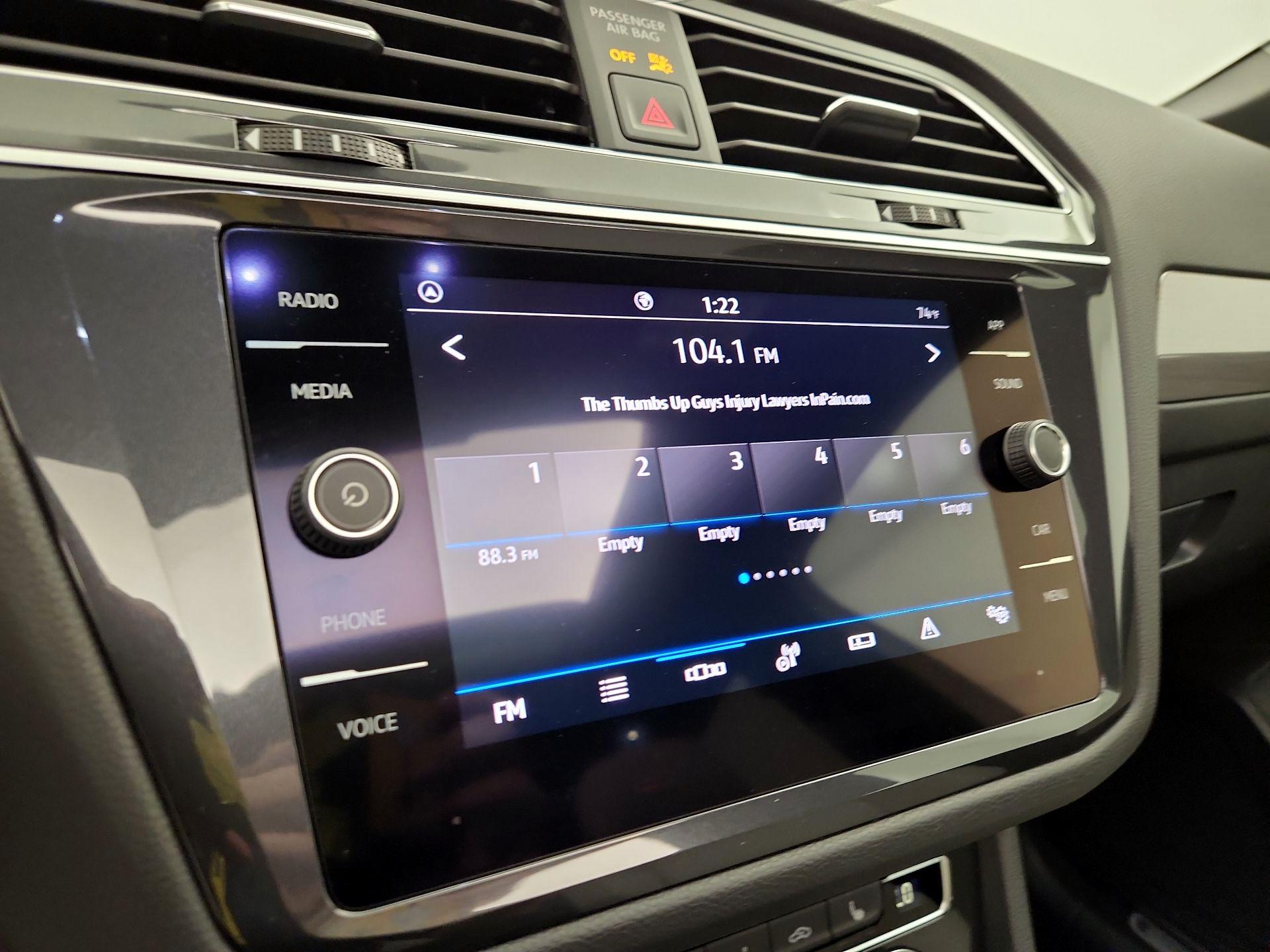Thumbnail: 2021 Volkswagen Tiguan - 15