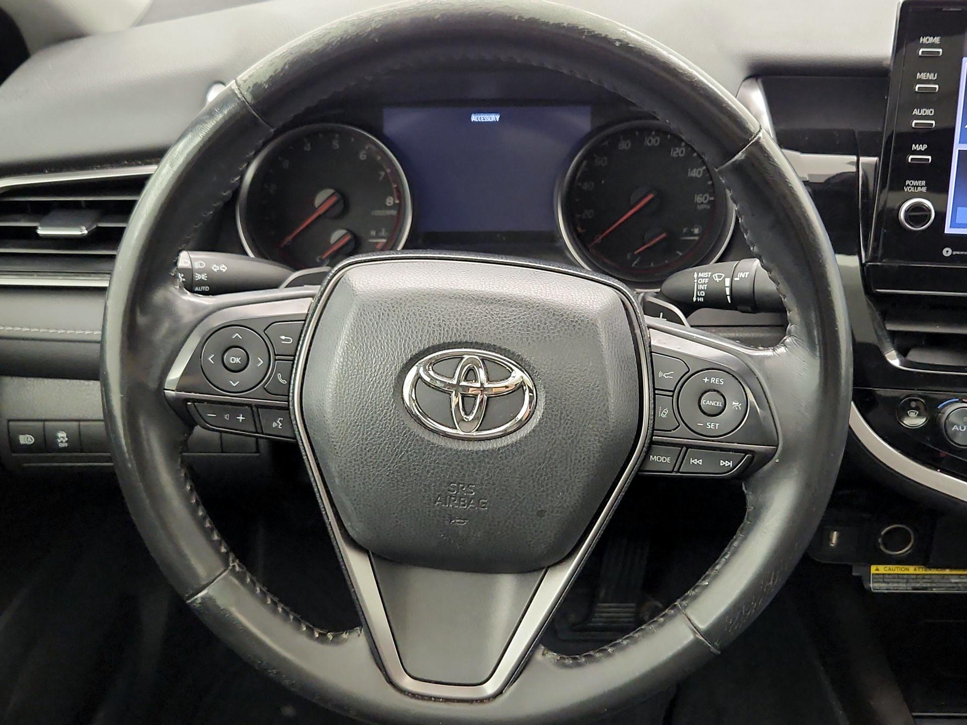 Thumbnail: 2021 Toyota Camry - 10