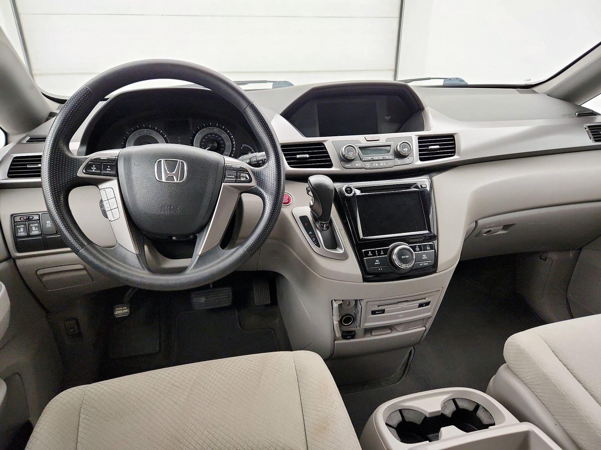 Thumbnail: 2016 Honda Odyssey - 9