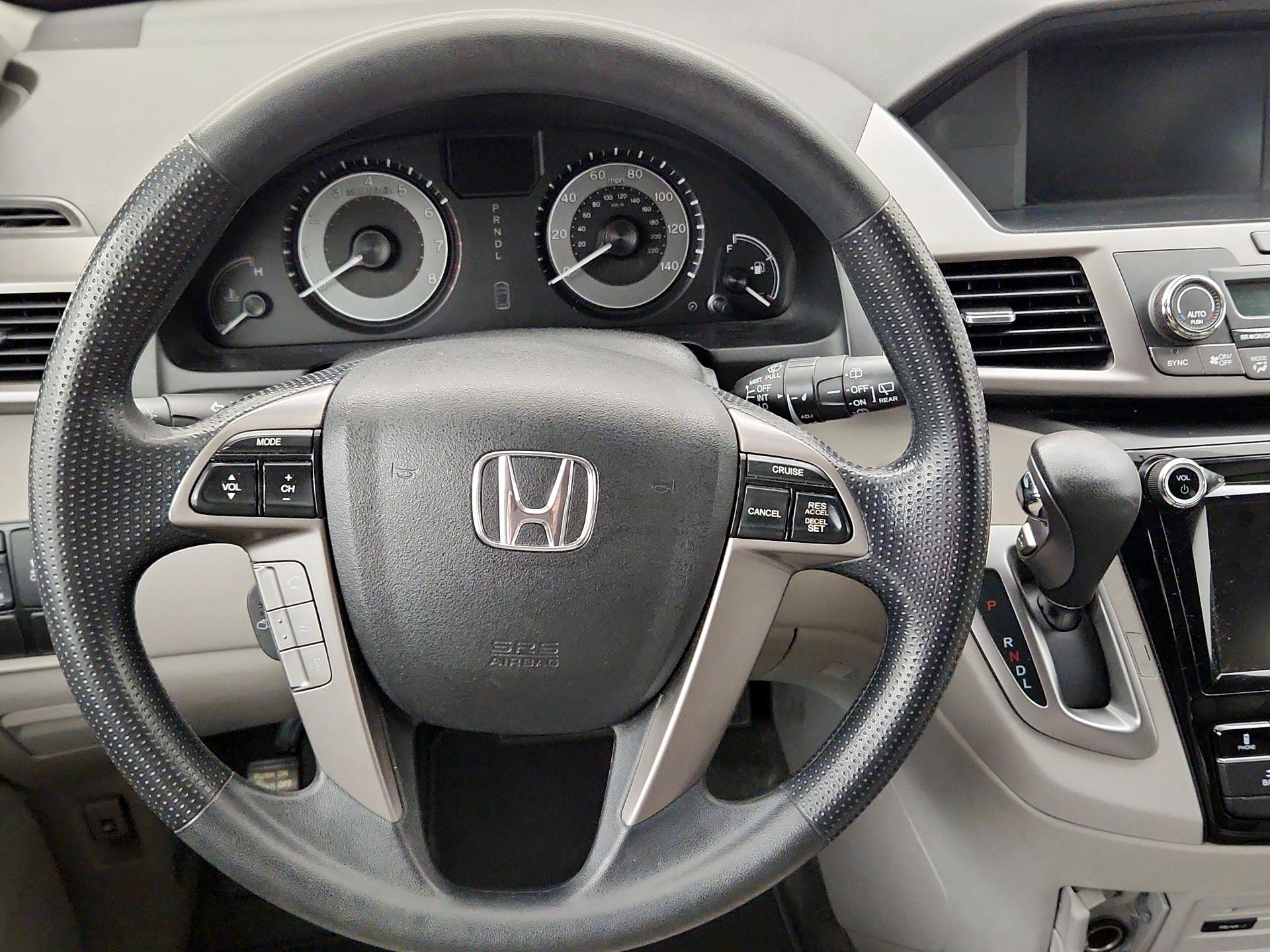 Thumbnail: 2016 Honda Odyssey - 10
