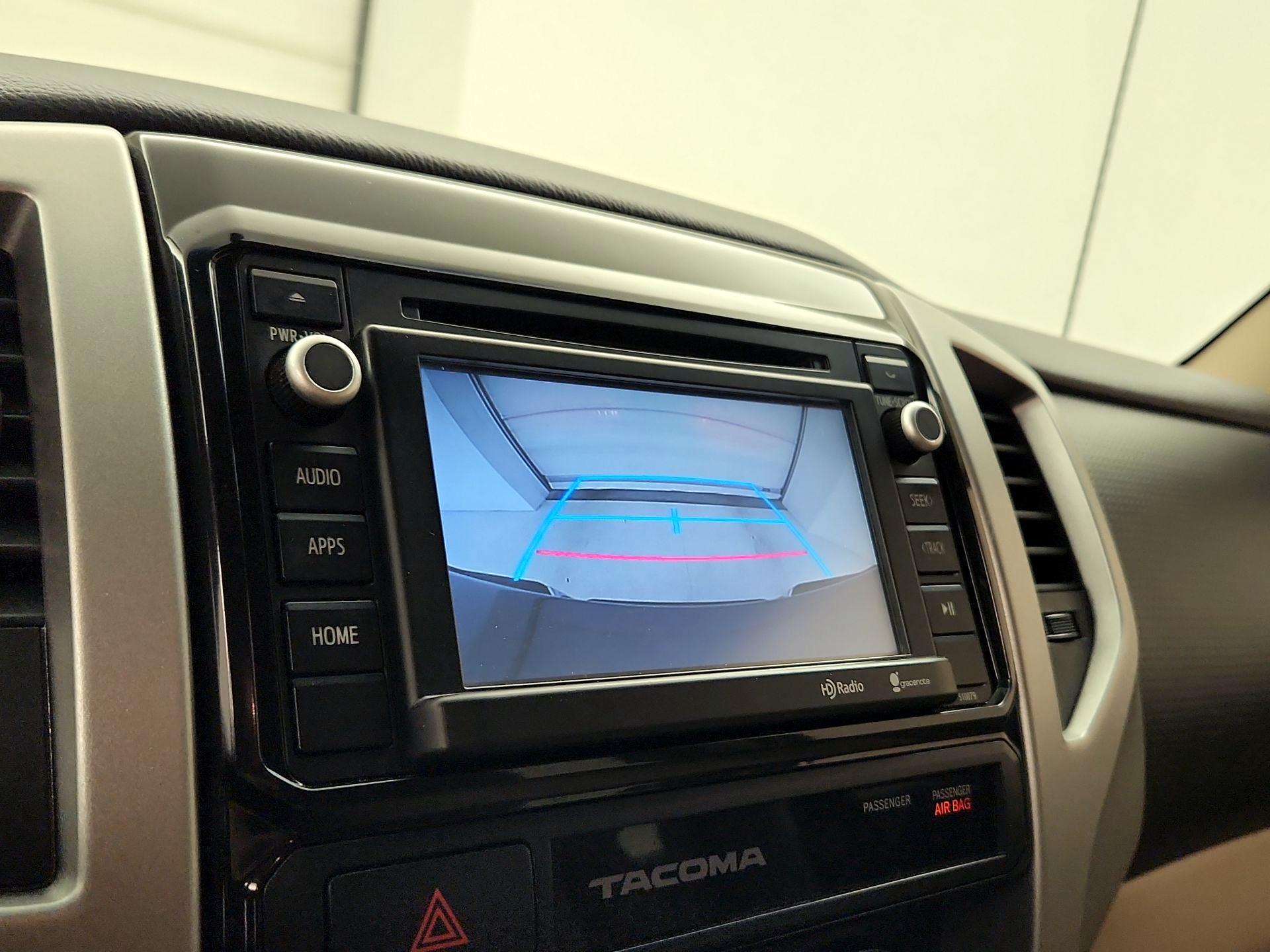 Thumbnail: 2015 Toyota Tacoma - 14