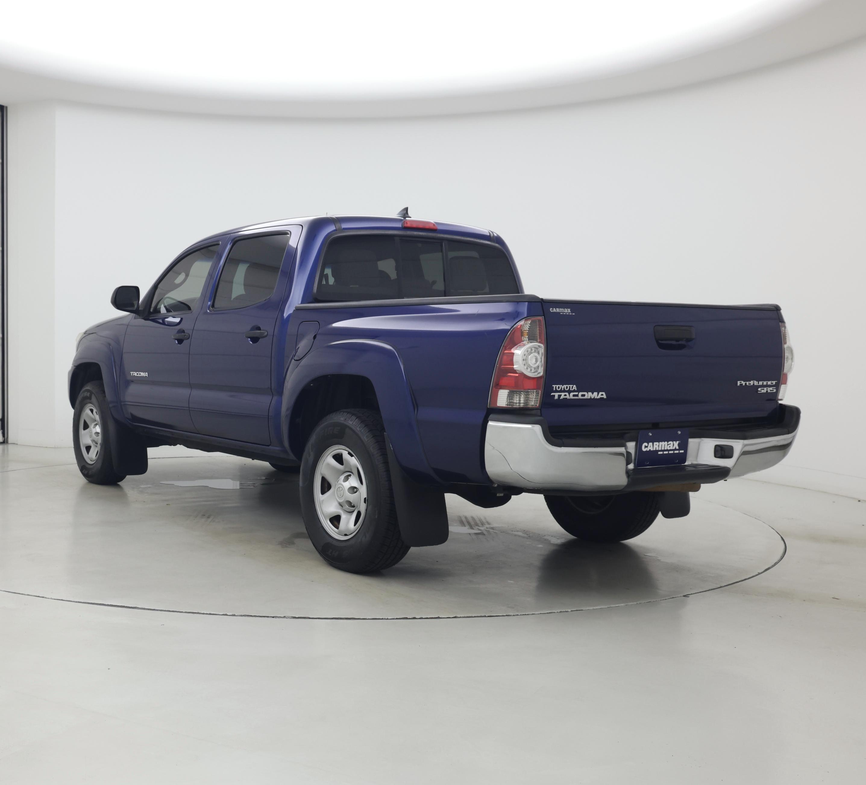 Thumbnail: 2015 Toyota Tacoma - 2