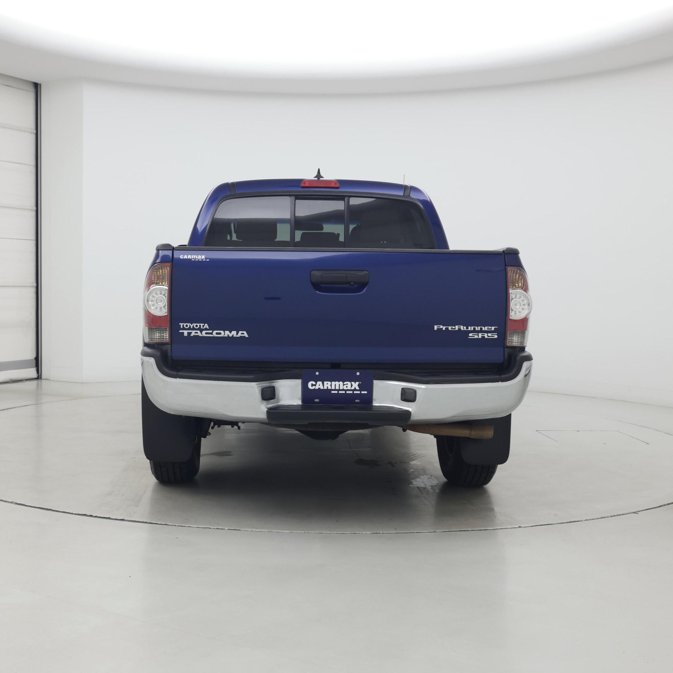 Thumbnail: 2015 Toyota Tacoma - 6