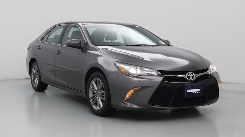 2015 Toyota Camry SE Hero Image