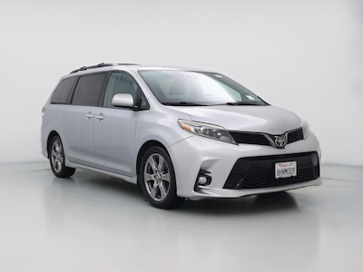 2019 Toyota Sienna SE -
                Palmdale, CA