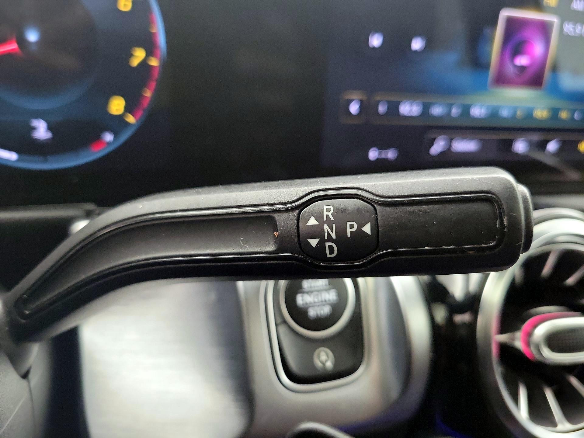 Thumbnail: 2021 Mercedes-Benz GLB - 17