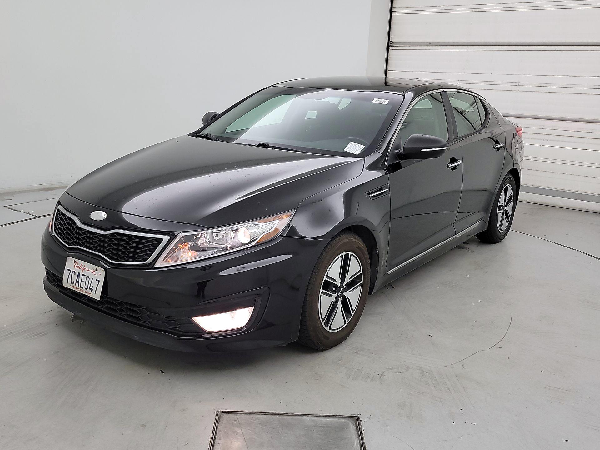Thumbnail: 2013 Kia Optima - 3