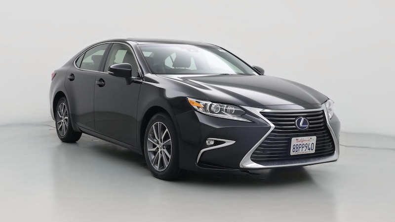 2018 Lexus ES Hybrid 300h Hero Image