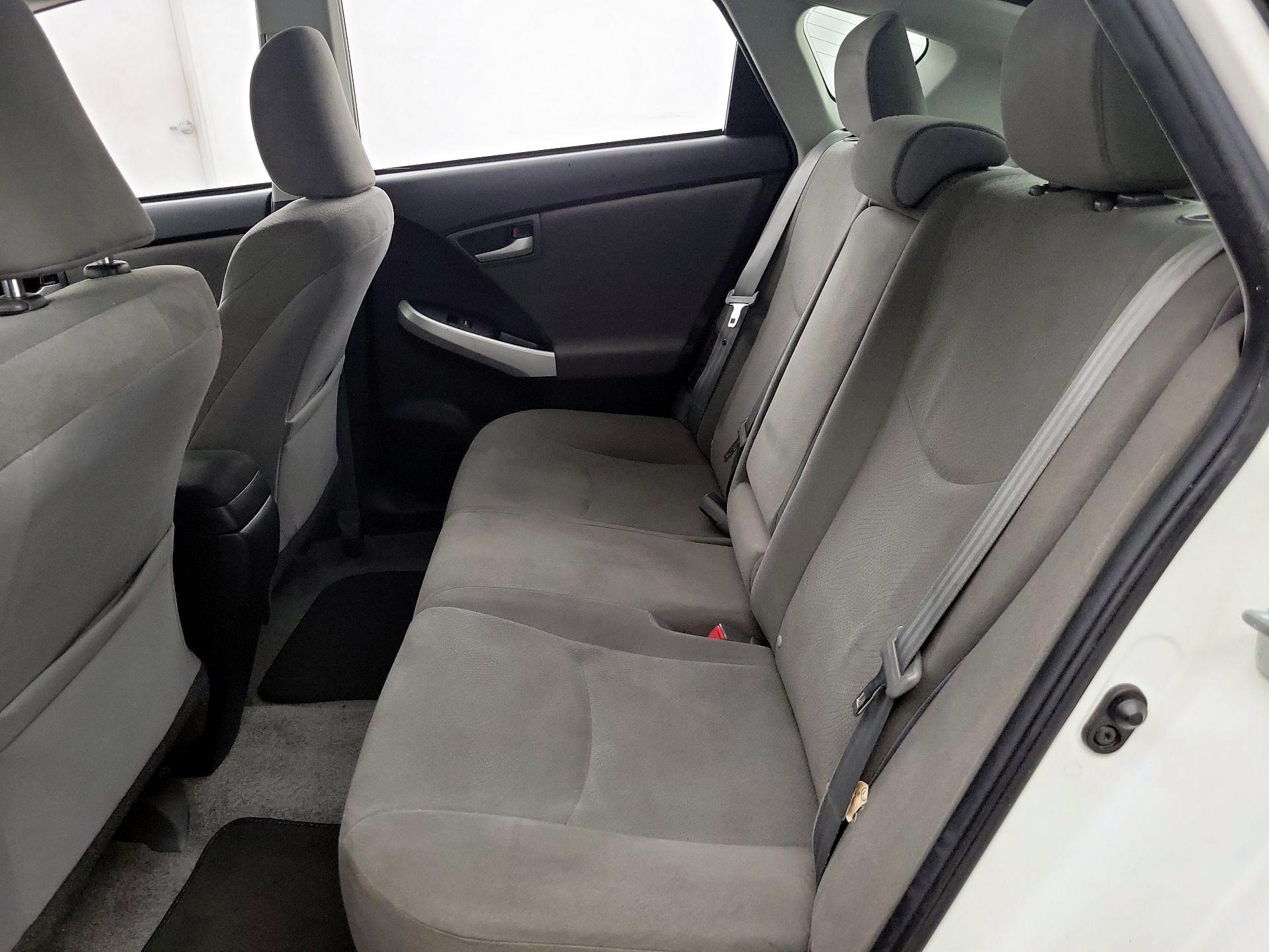 Thumbnail: 2014 Toyota Prius - 18