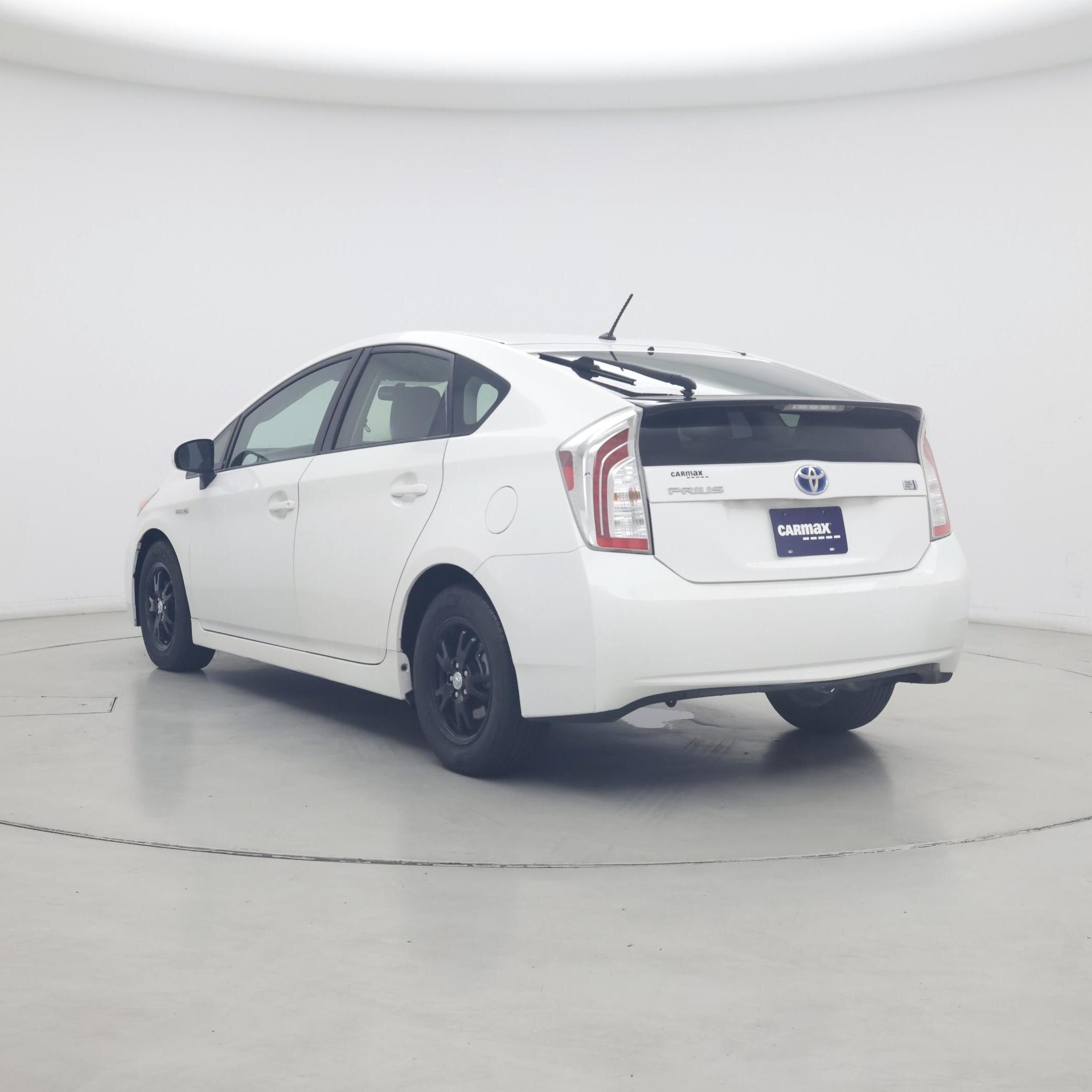 Thumbnail: 2014 Toyota Prius - 2