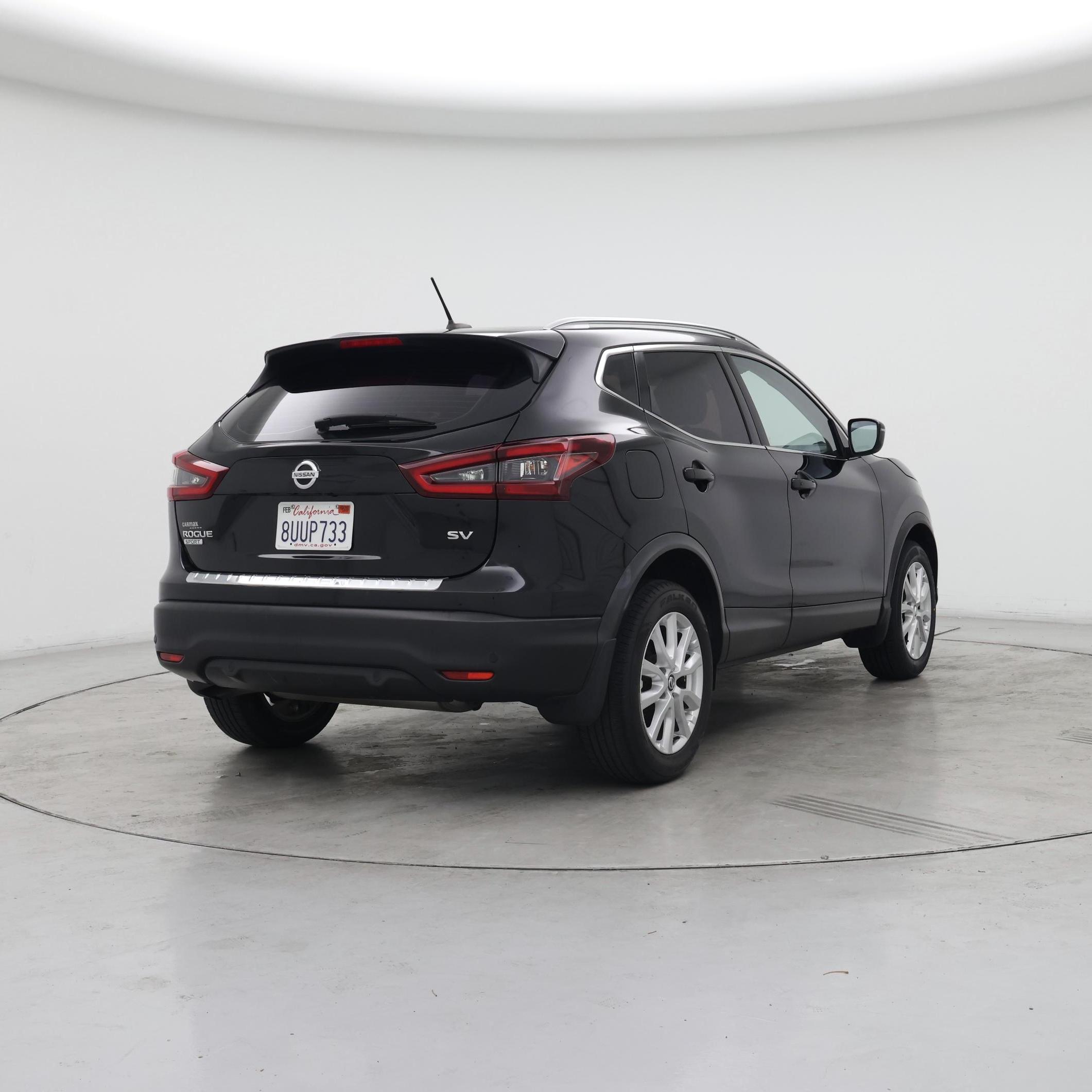 Thumbnail: 2020 Nissan Rogue Sport - 8