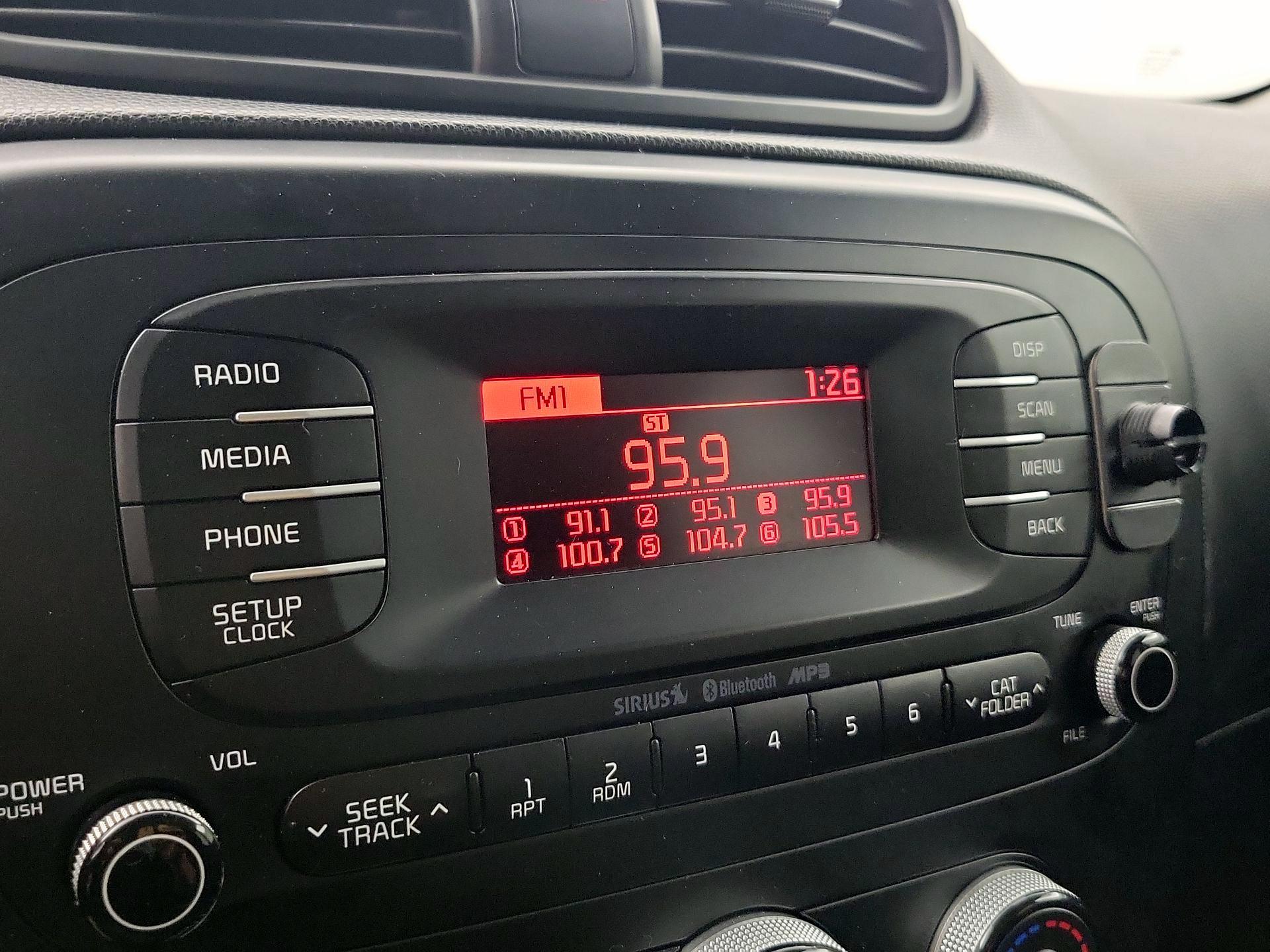 Thumbnail: 2015 Kia Soul - 14