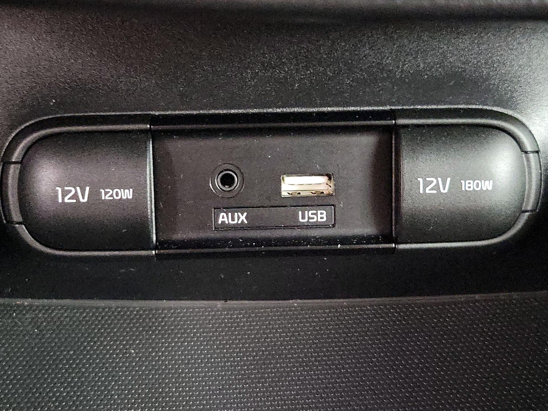 Thumbnail: 2015 Kia Soul - 17