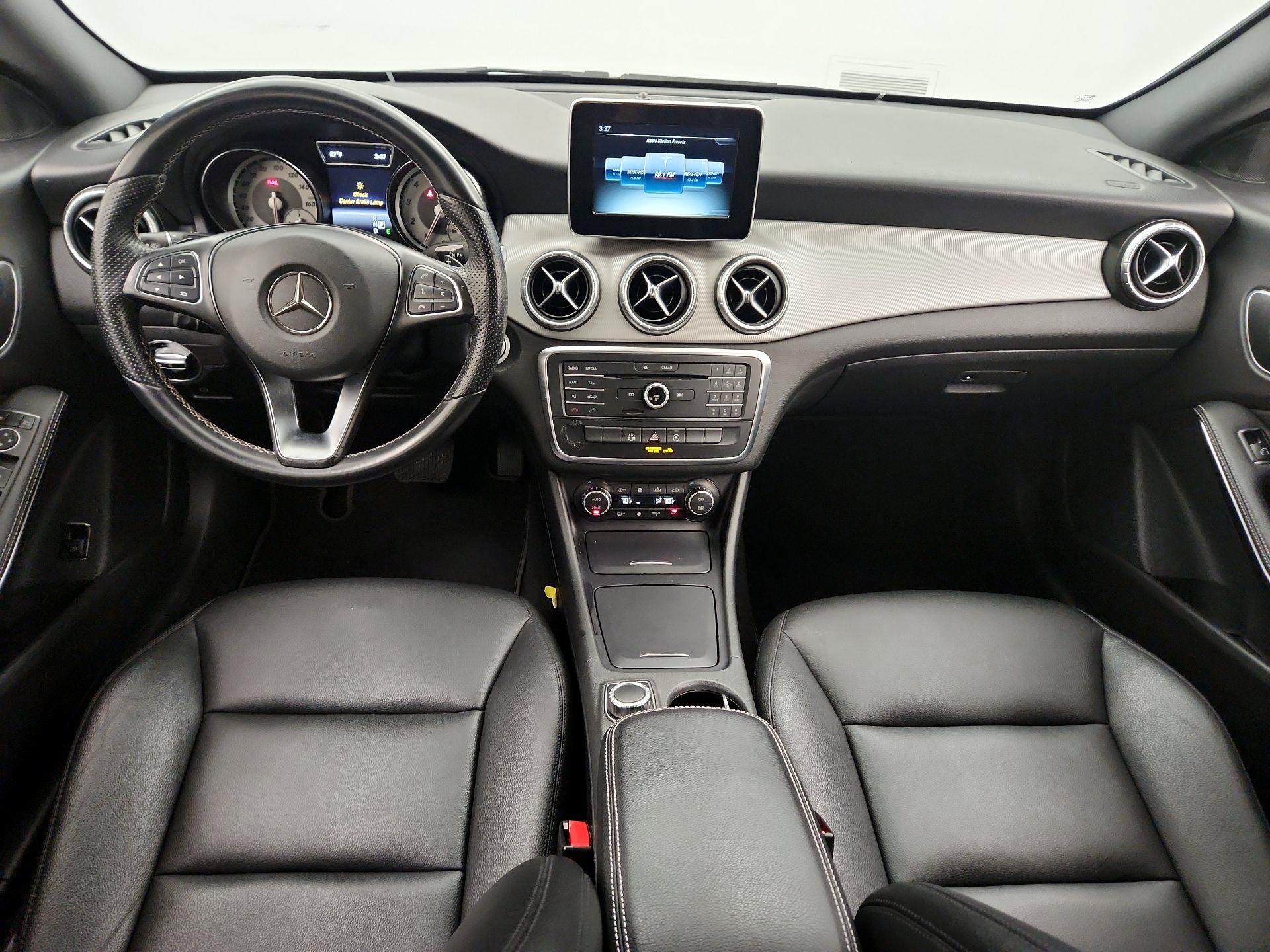 Thumbnail: 2015 Mercedes-Benz CLA - 9