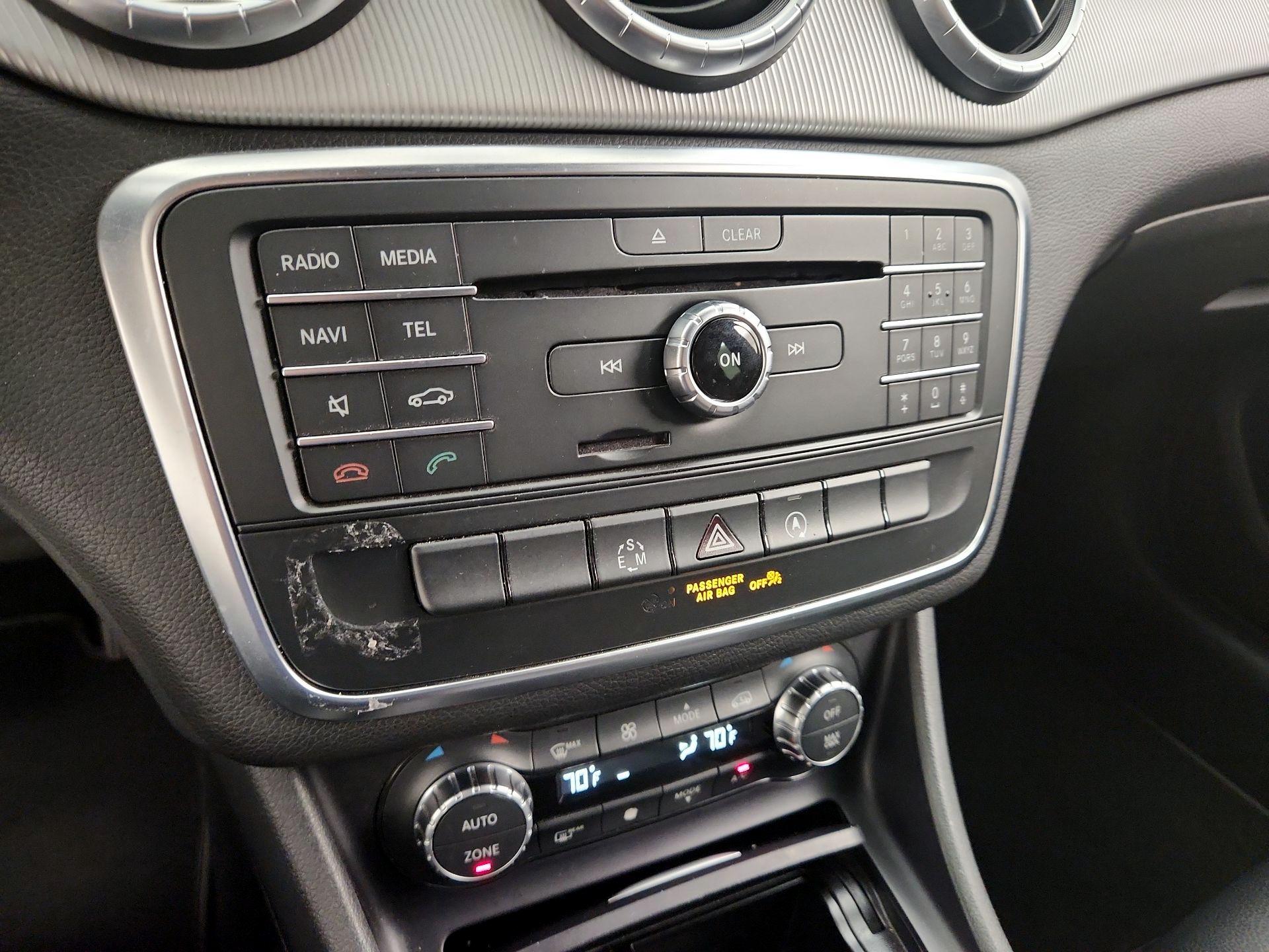 Thumbnail: 2015 Mercedes-Benz CLA - 15