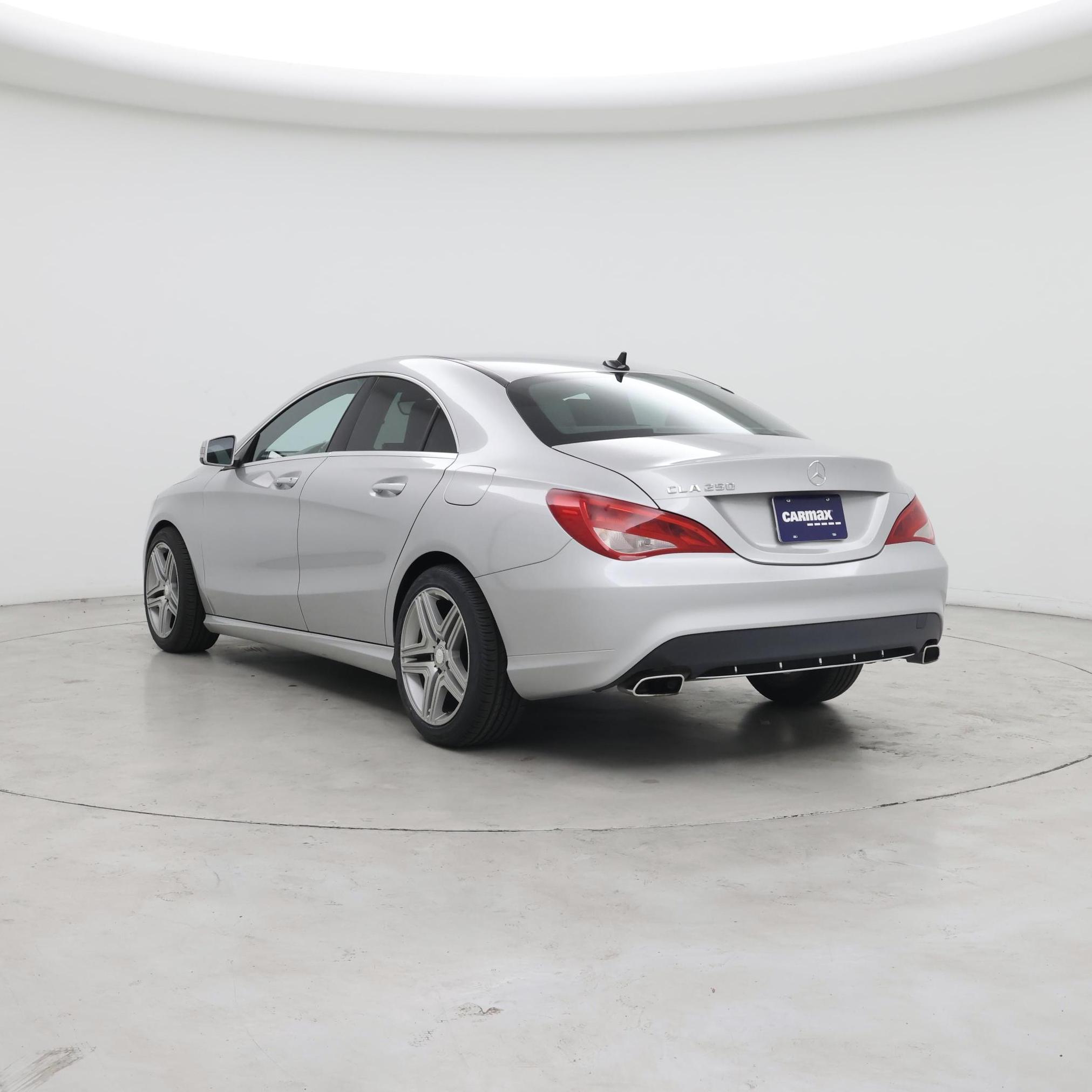 Thumbnail: 2015 Mercedes-Benz CLA - 2