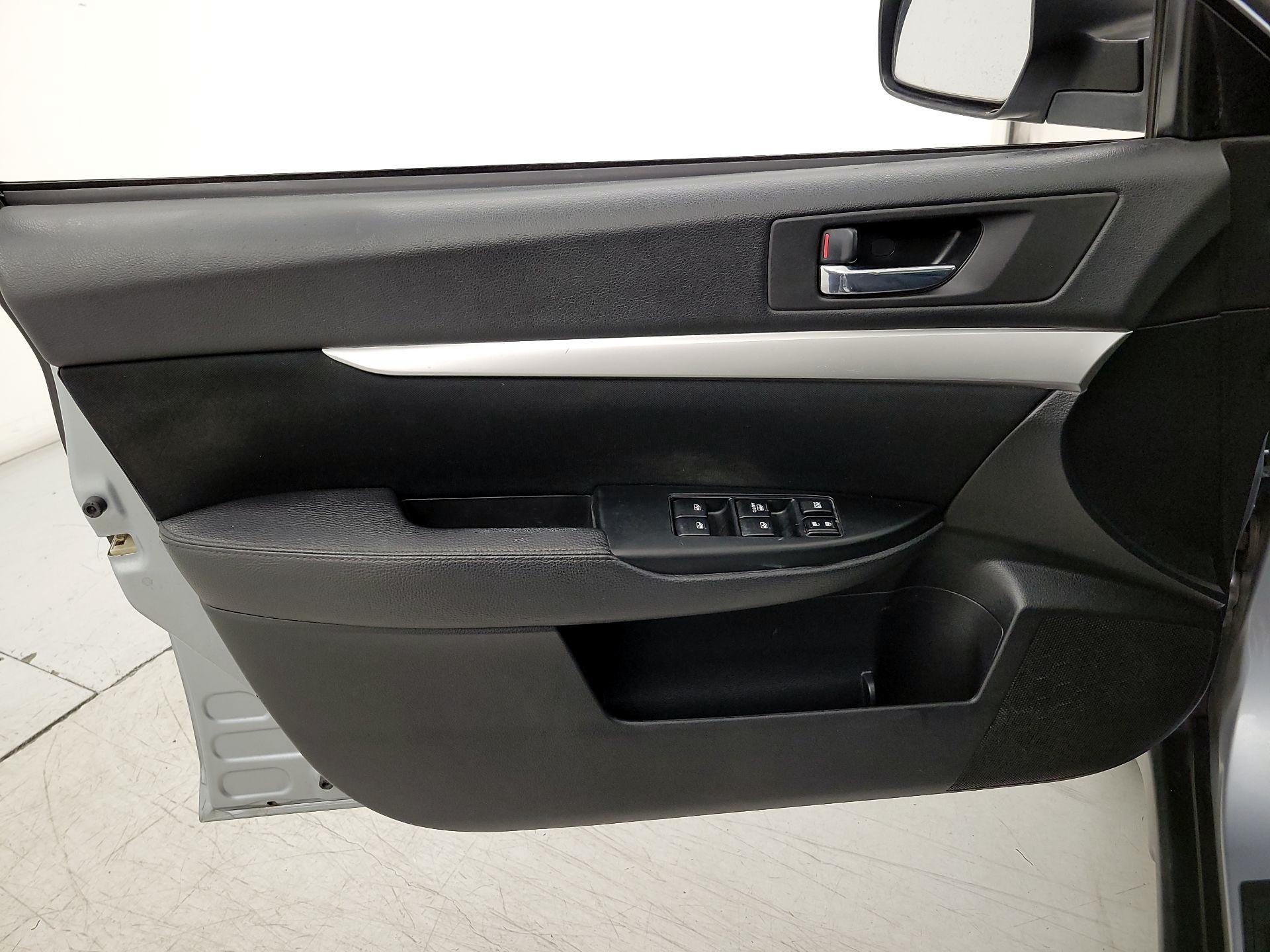 Thumbnail: 2014 Subaru Outback - 12