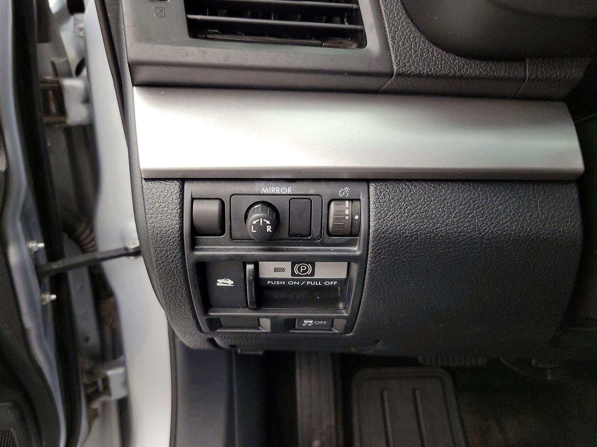 Thumbnail: 2014 Subaru Outback - 13