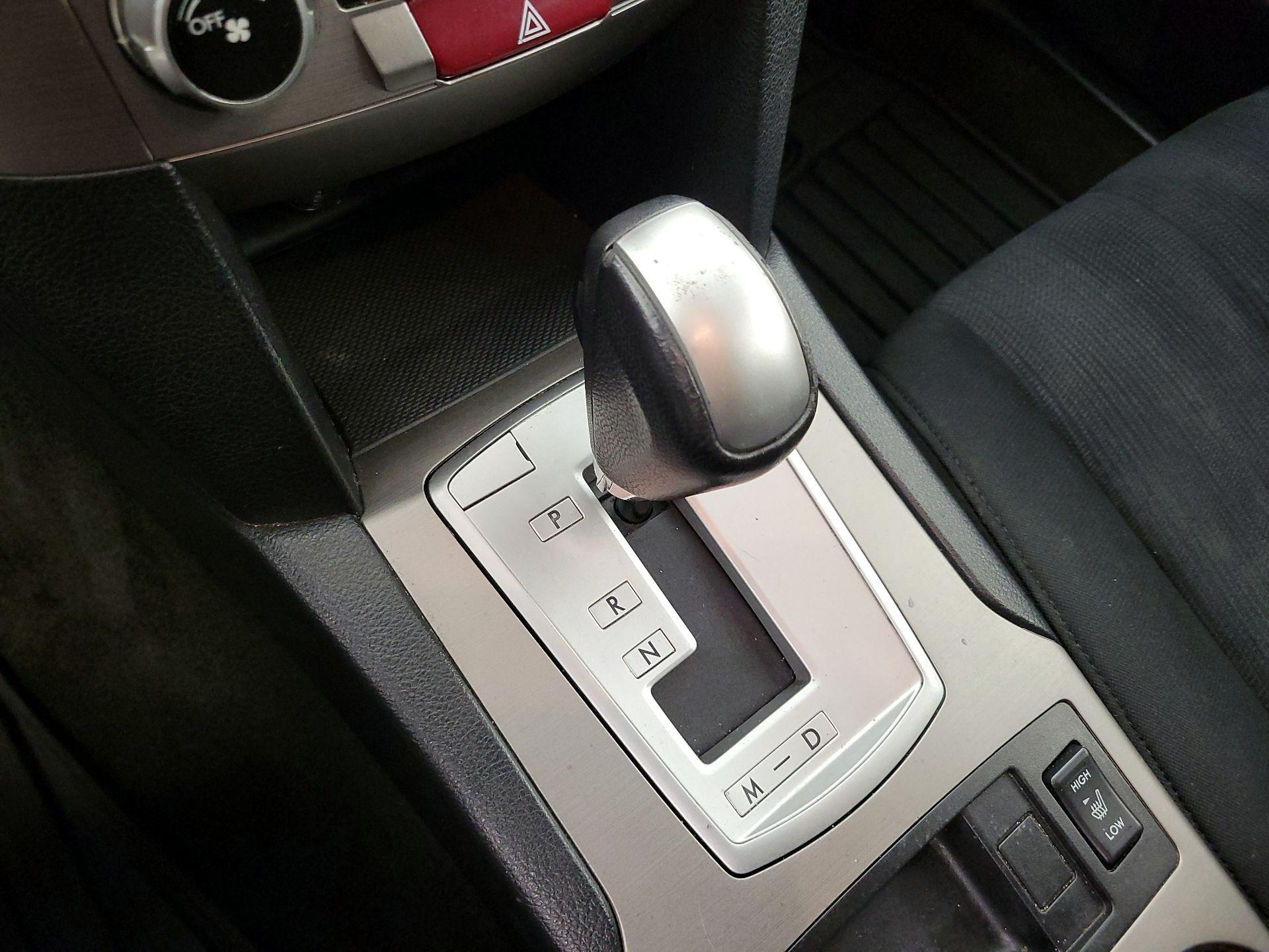 Thumbnail: 2014 Subaru Outback - 16
