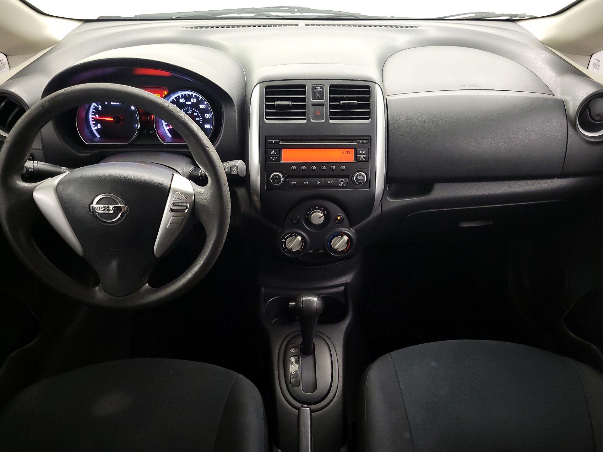 Thumbnail: 2014 Nissan Versa Note - 9