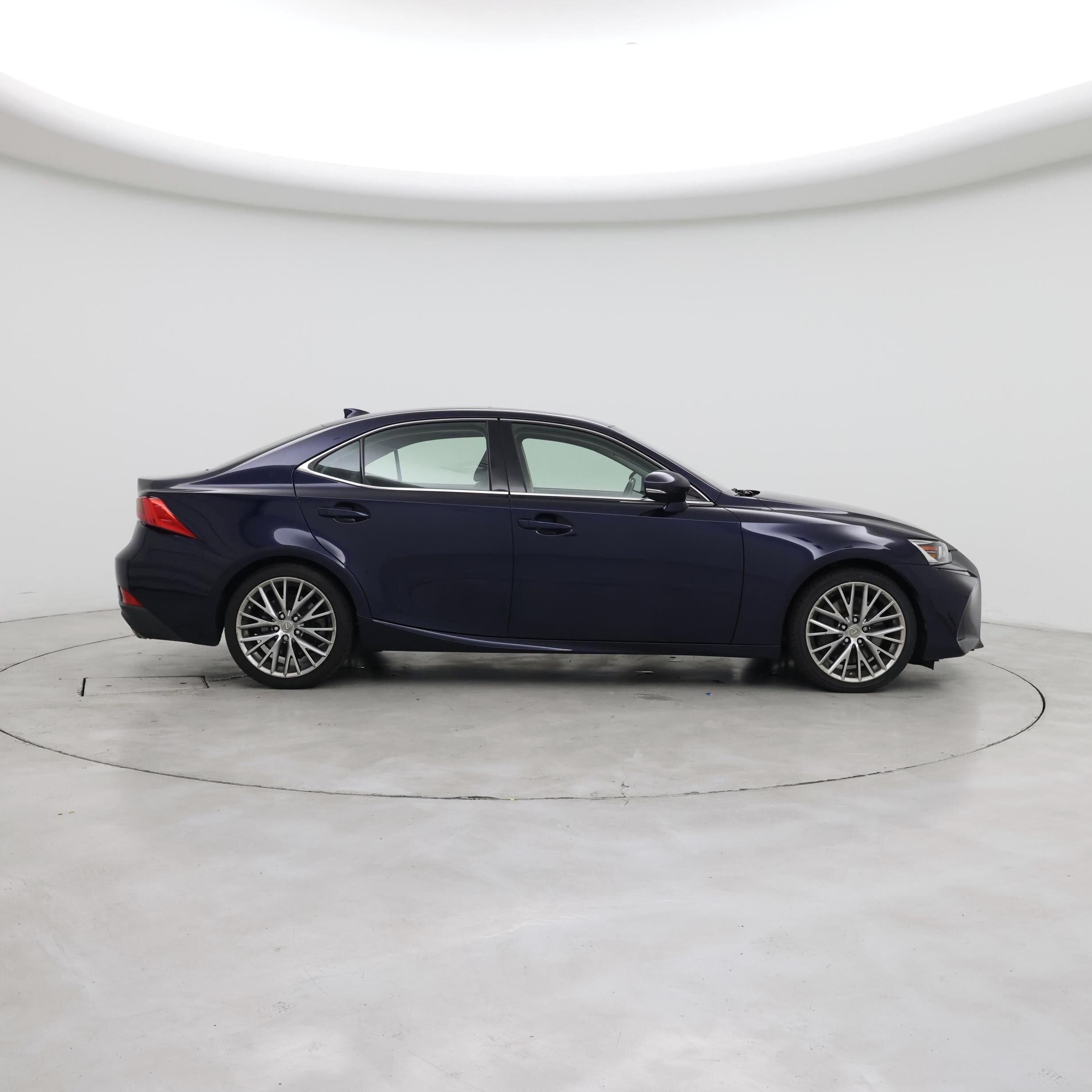 Thumbnail: 2017 Lexus IS - 7