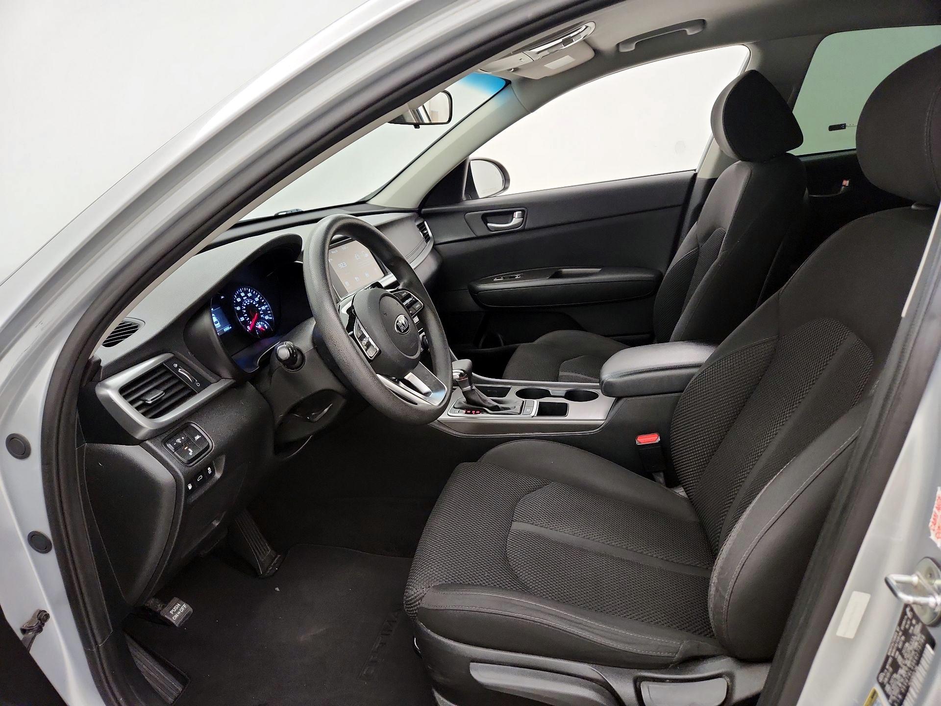 Thumbnail: 2019 Kia Optima - 11