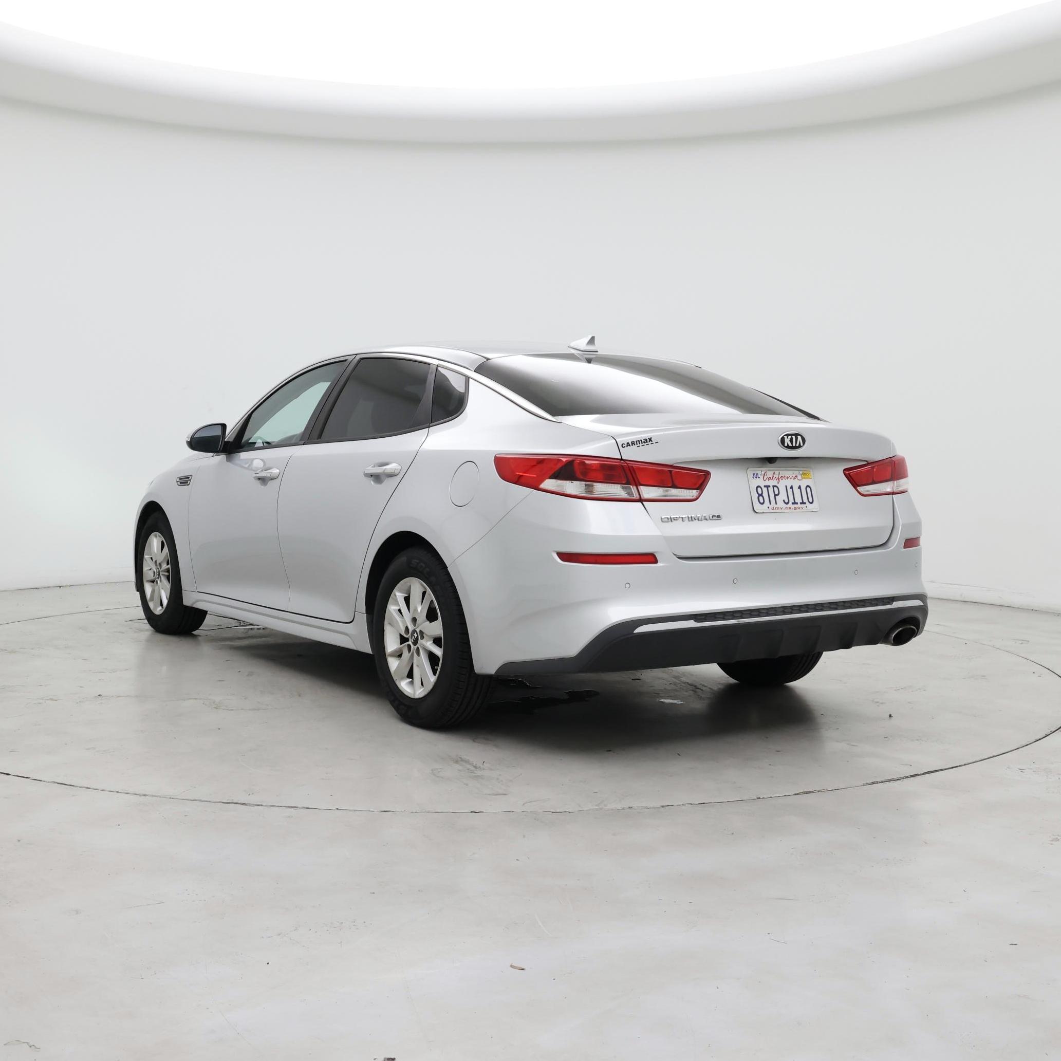 Thumbnail: 2019 Kia Optima - 2