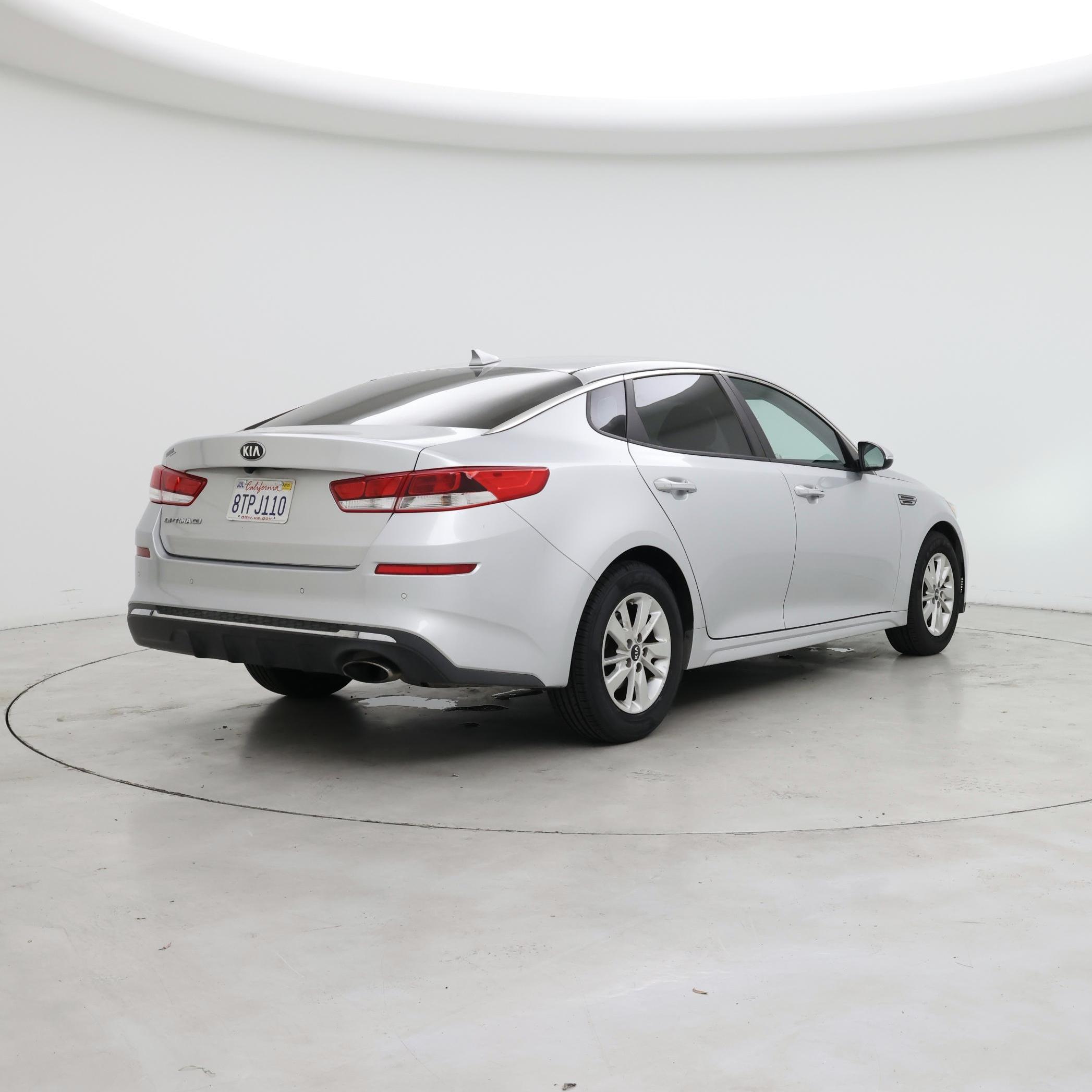 Thumbnail: 2019 Kia Optima - 8
