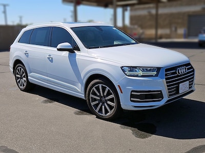 White 2019 Audi Q7 Premium Plus