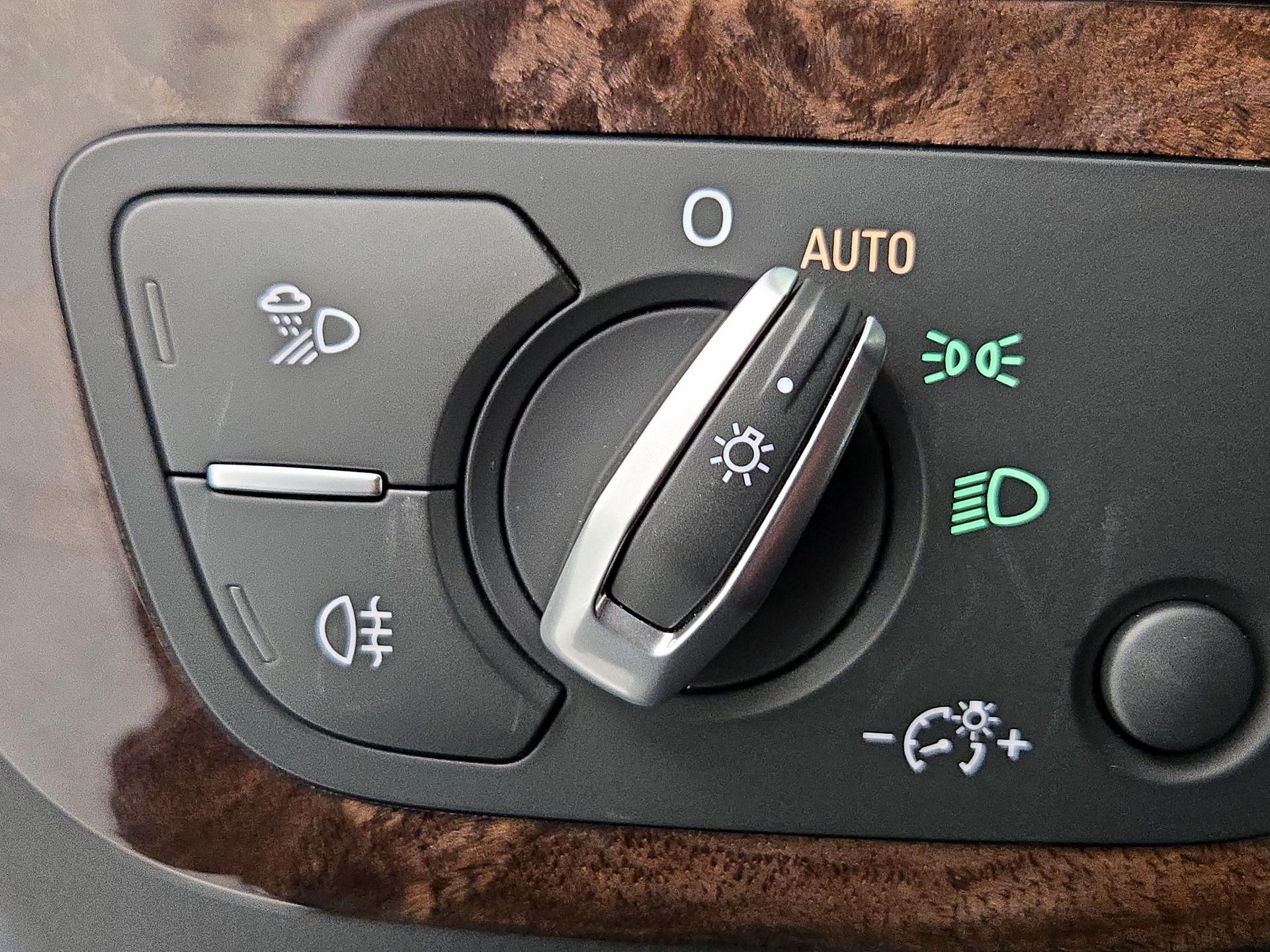 Thumbnail: 2019 Audi Q7 - 13