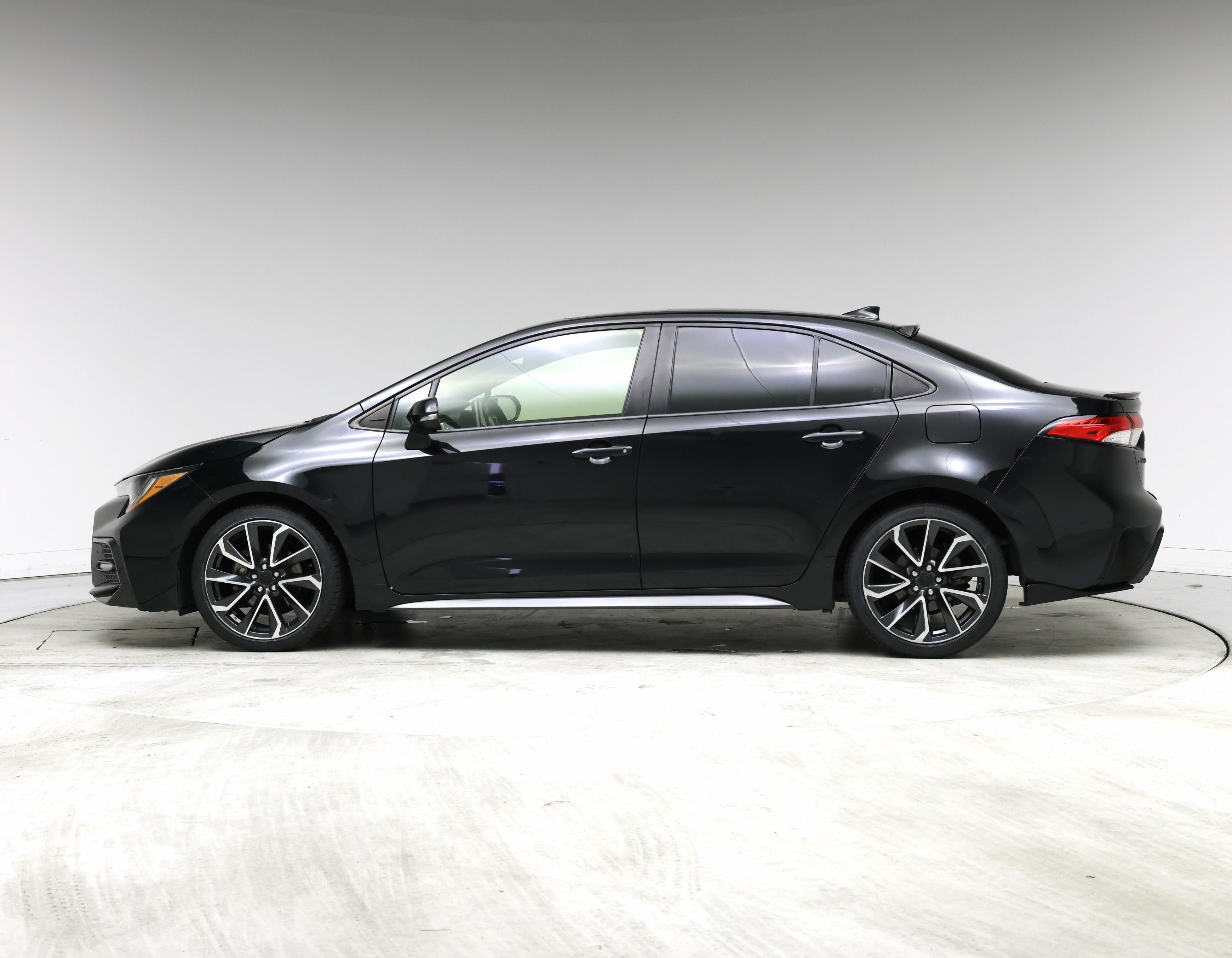 Thumbnail: 2021 Toyota Corolla - 3