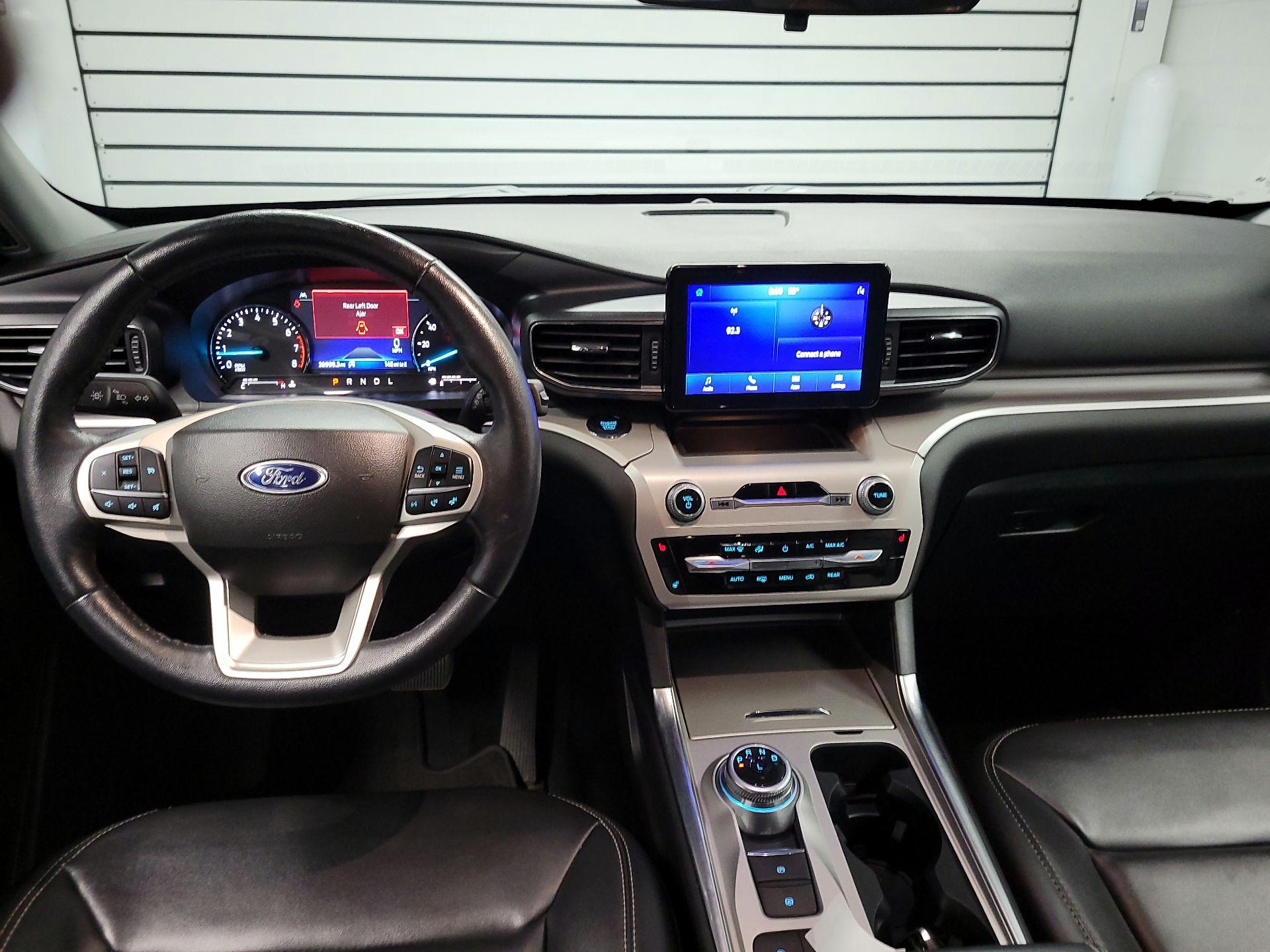 Thumbnail: 2023 Ford Explorer - 9