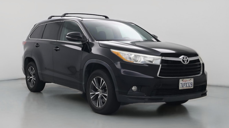 2016 Toyota Highlander XLE Hero Image