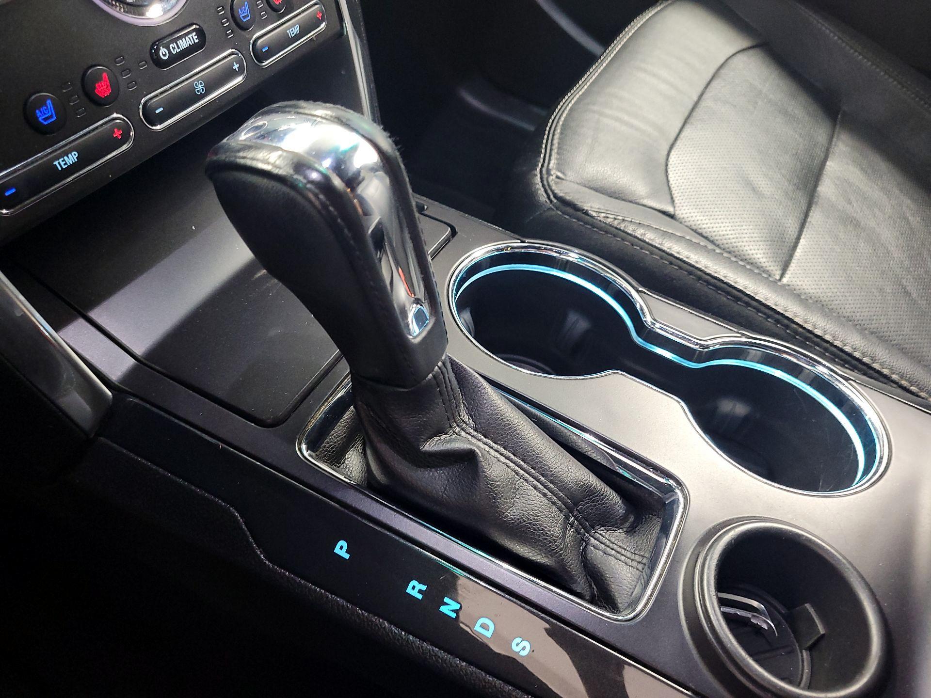 Thumbnail: 2016 Ford Explorer - 17