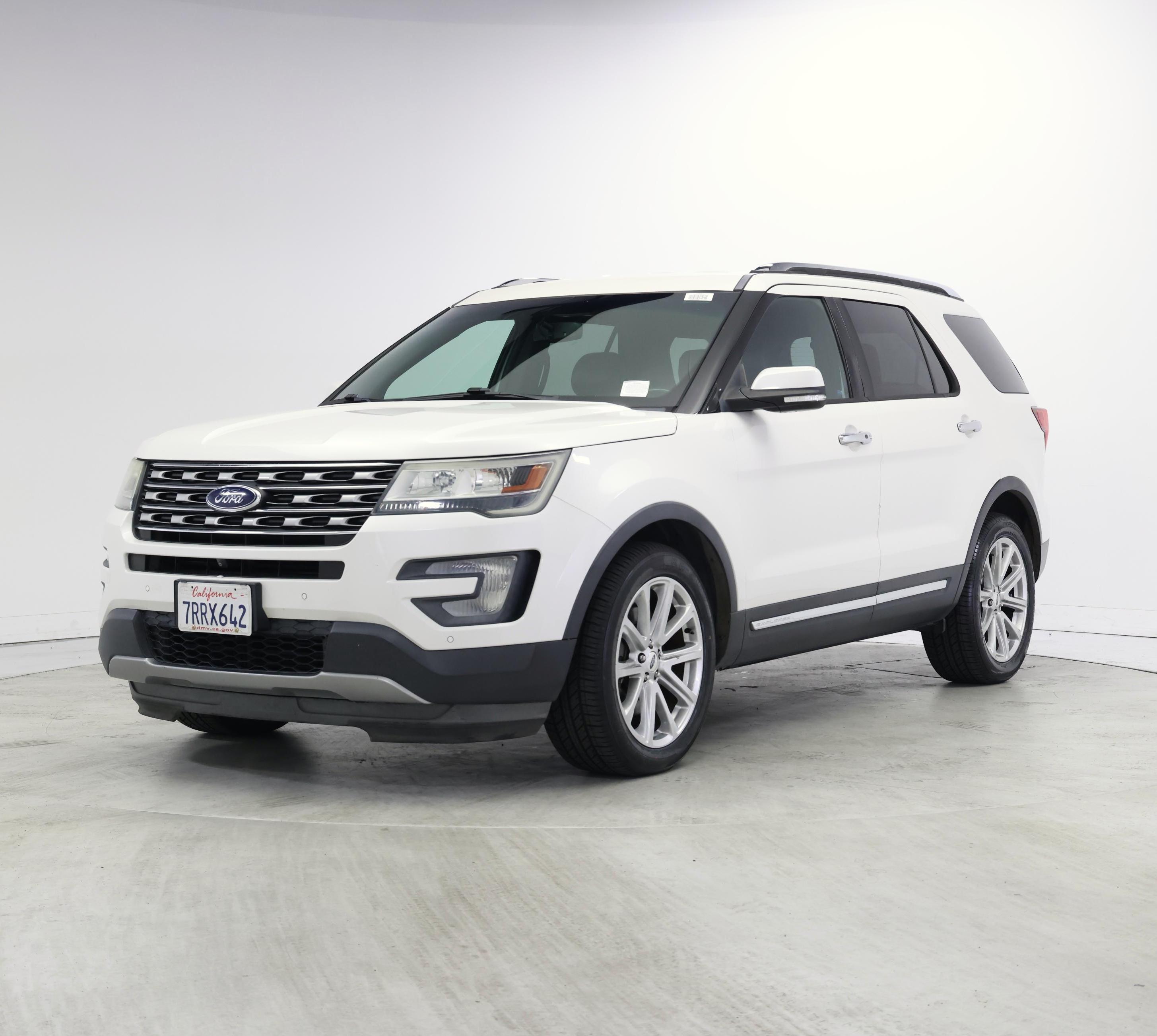 Thumbnail: 2016 Ford Explorer - 4