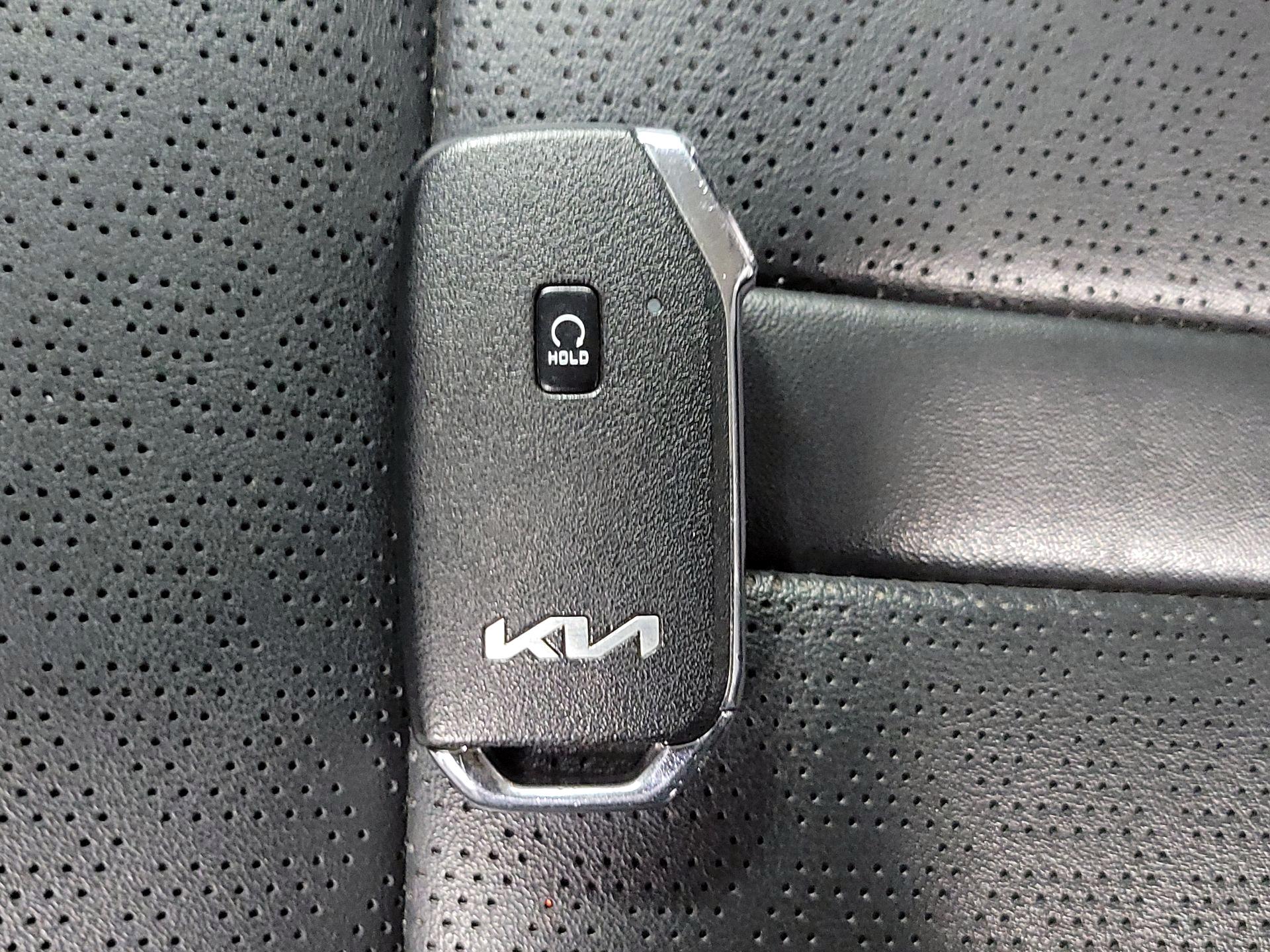 Thumbnail: 2022 Kia Sorento - 20