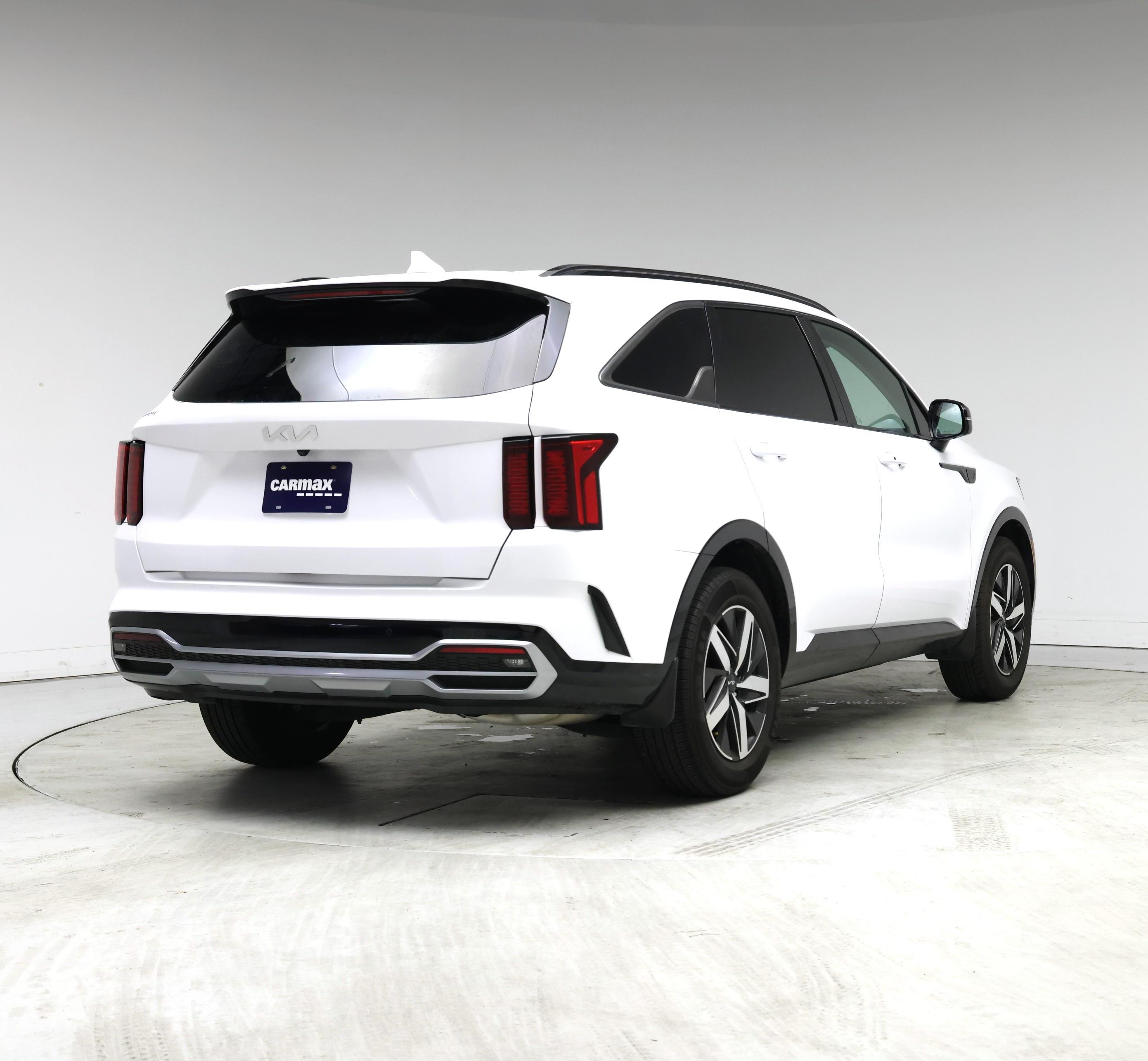 Thumbnail: 2022 Kia Sorento - 8