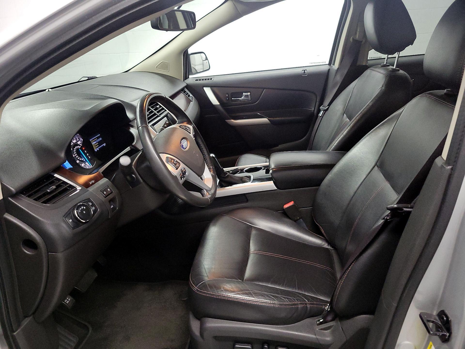 Thumbnail: 2013 Ford Edge - 11