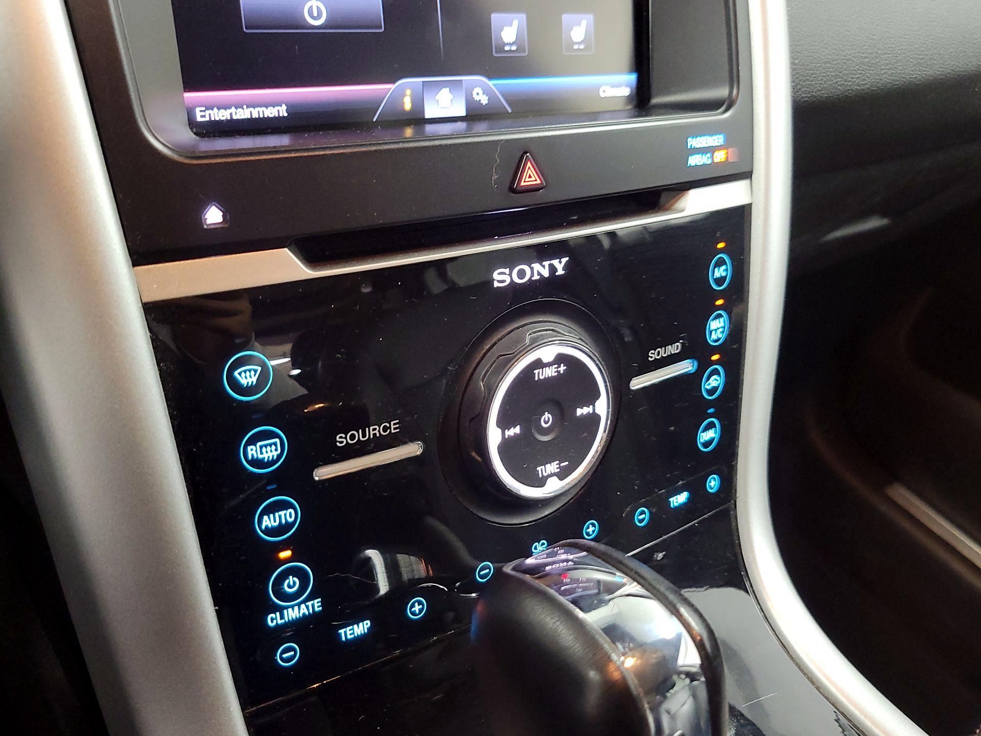 Thumbnail: 2013 Ford Edge - 16