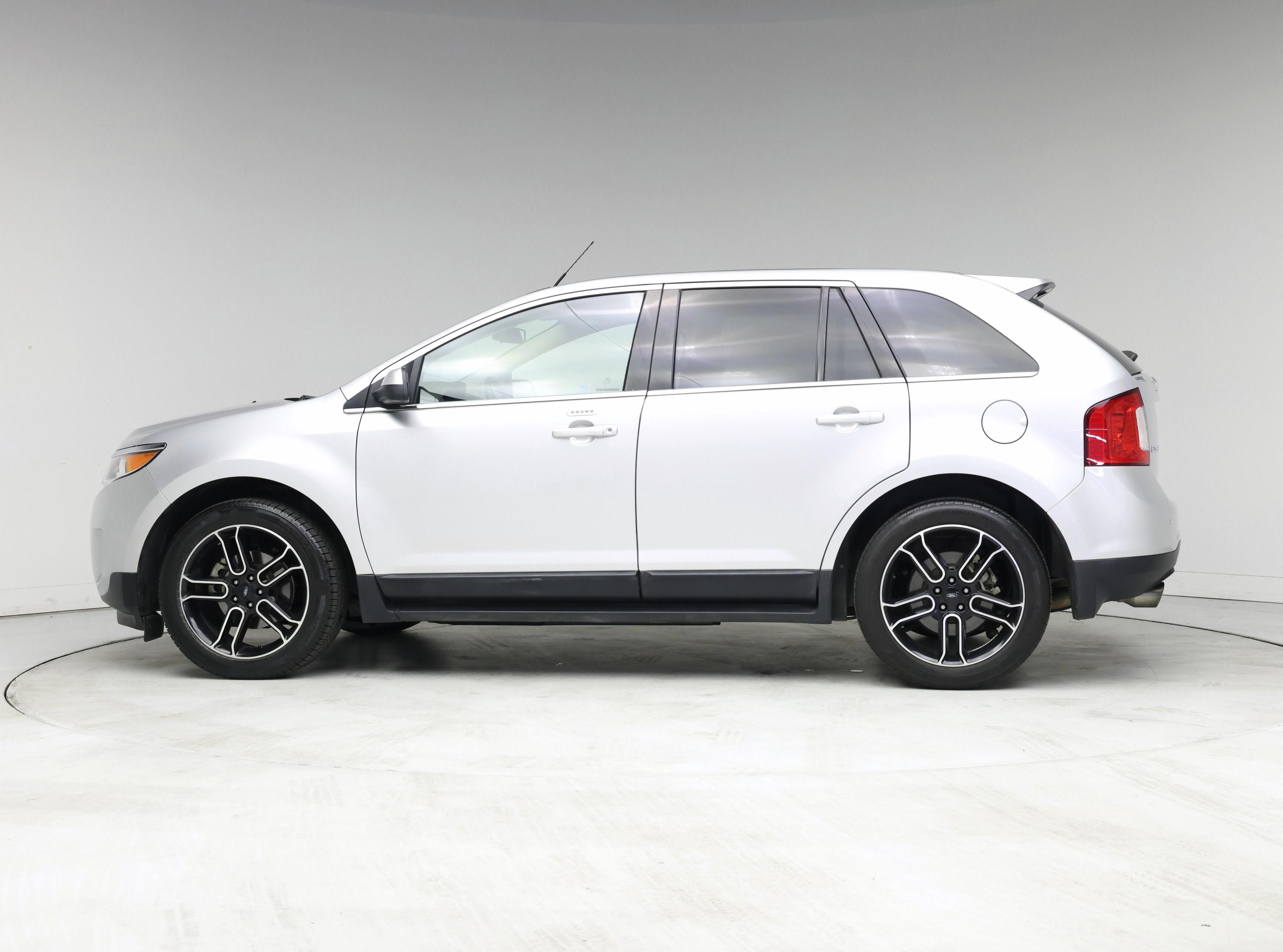Thumbnail: 2013 Ford Edge - 3