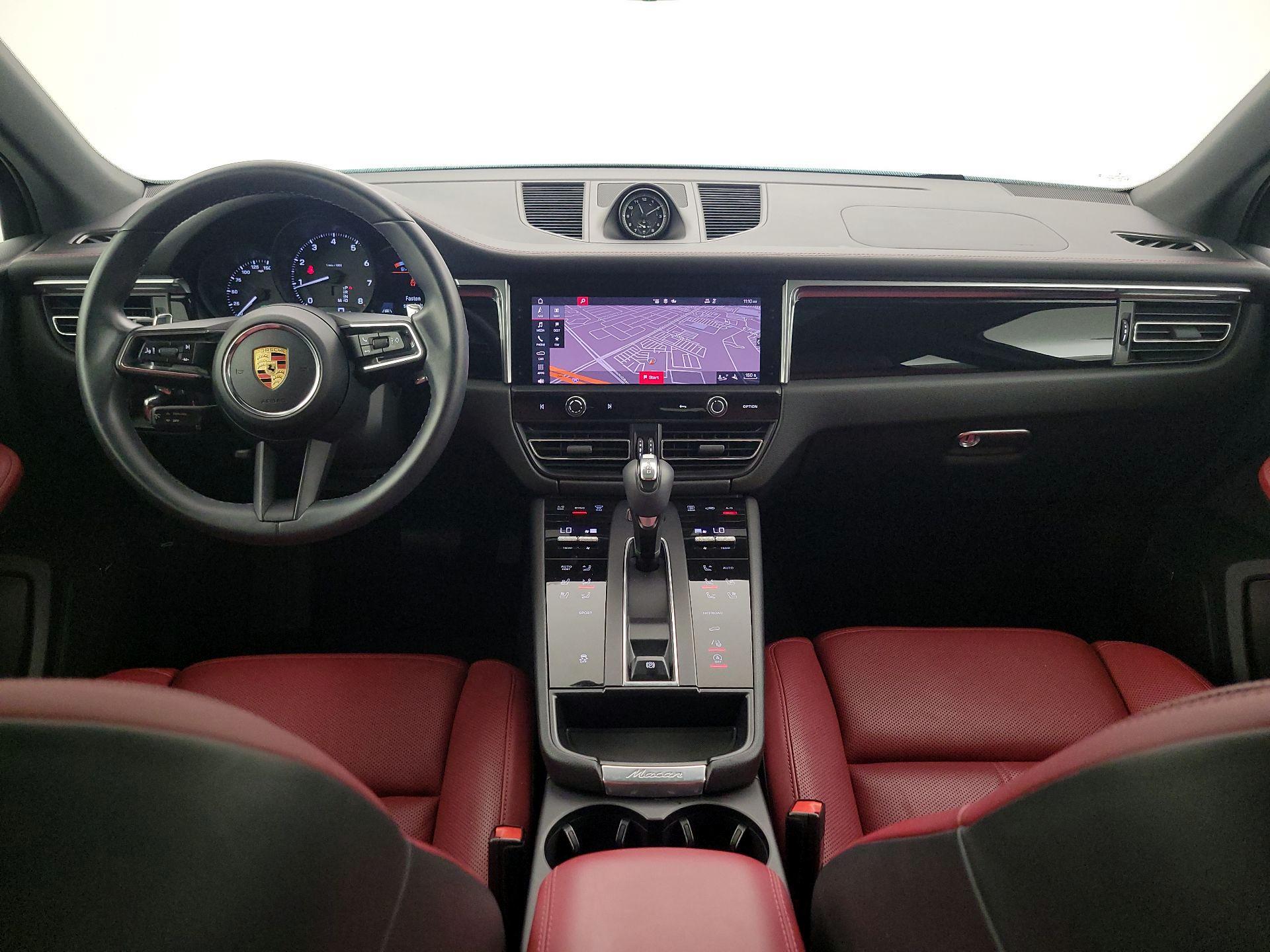 Thumbnail: 2022 Porsche Macan - 9