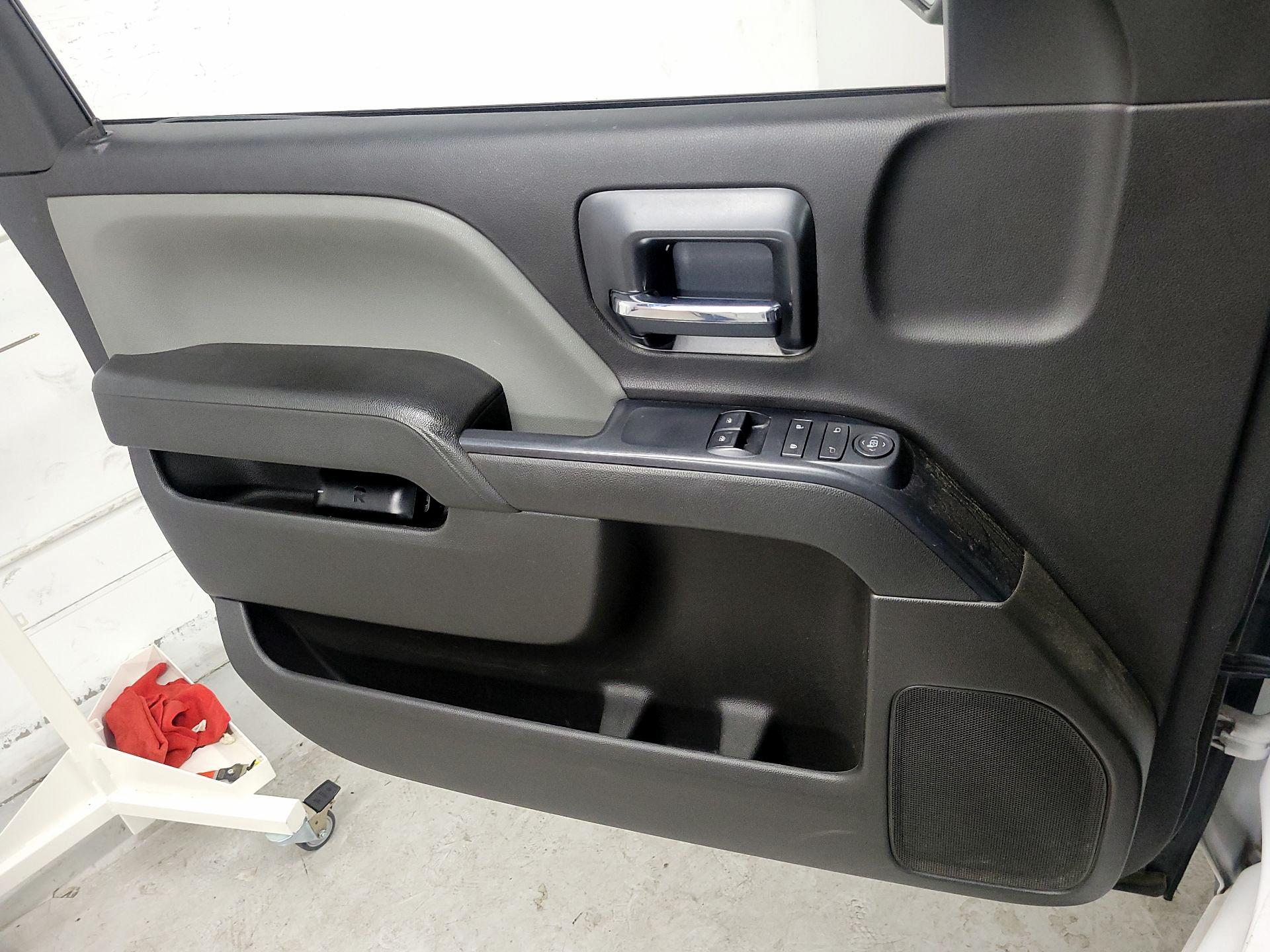Thumbnail: 2016 Chevrolet Silverado 1500 - 12