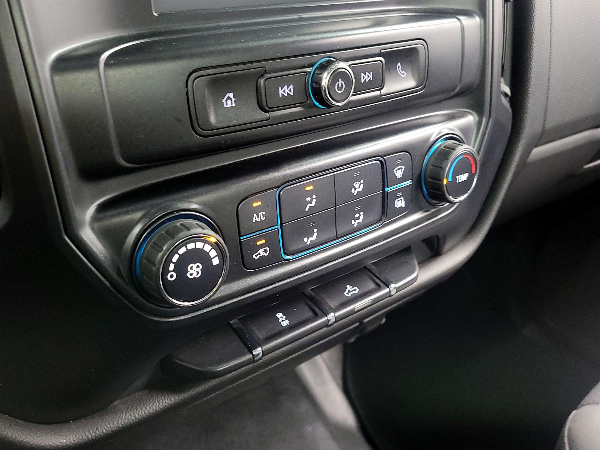Thumbnail: 2016 Chevrolet Silverado 1500 - 16